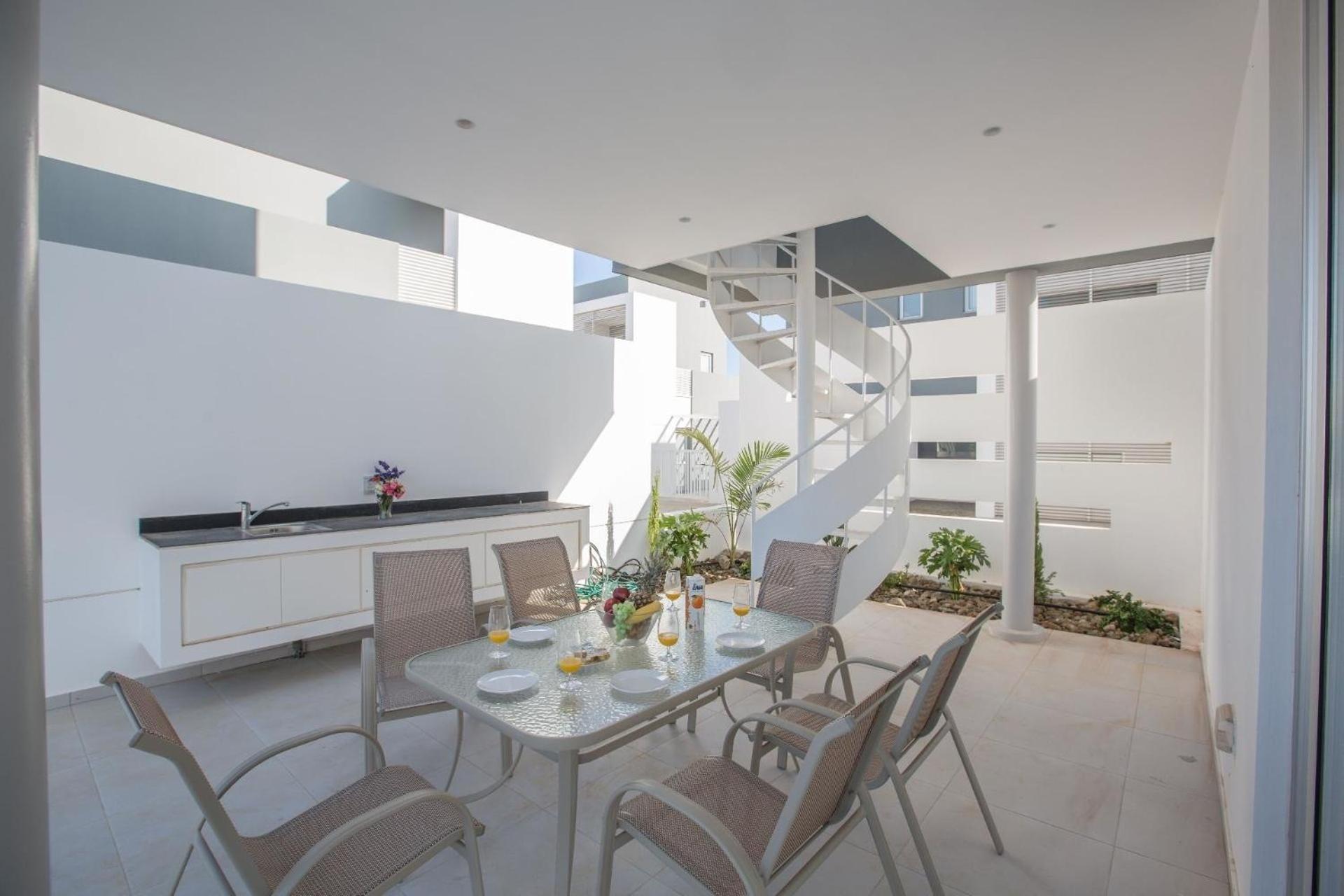 Ferienhaus mit Privatpool für 7 Personen ca 137 qm in Pernera, Südküste von Zypern