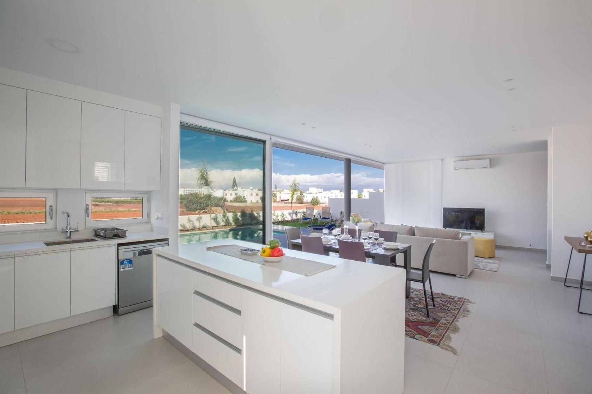 Ferienhaus mit Privatpool für 7 Personen ca 137 qm in Pernera, Südküste von Zypern