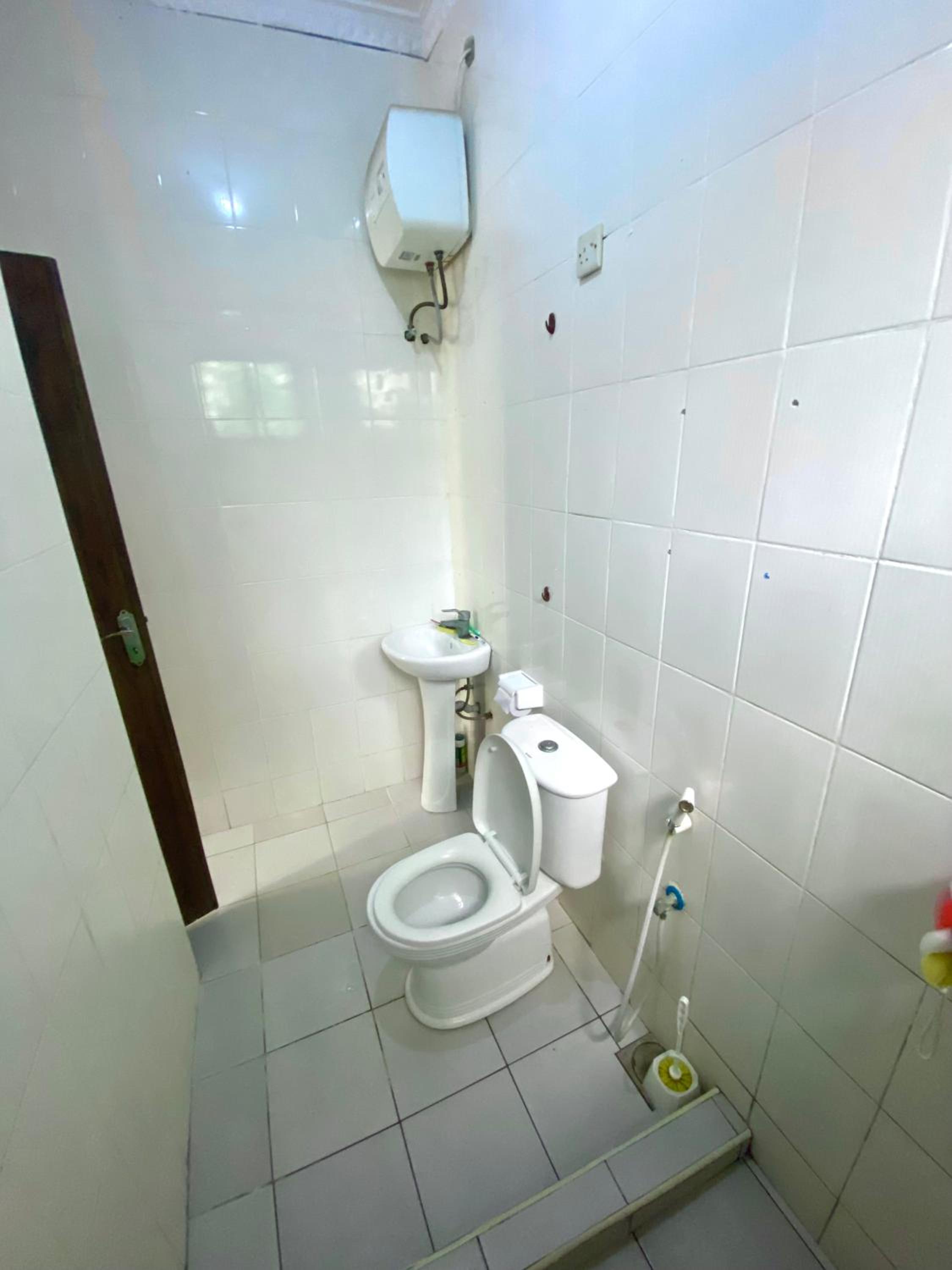 A private self contained room in a shared house view 5