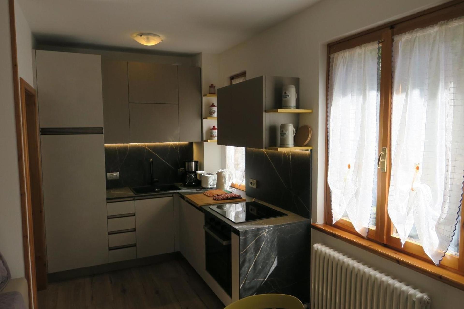Ferienwohnung für 4 Personen 2 Kinder ca 75 qm in Pur-Ledro, Trentino Ledrosee view 5