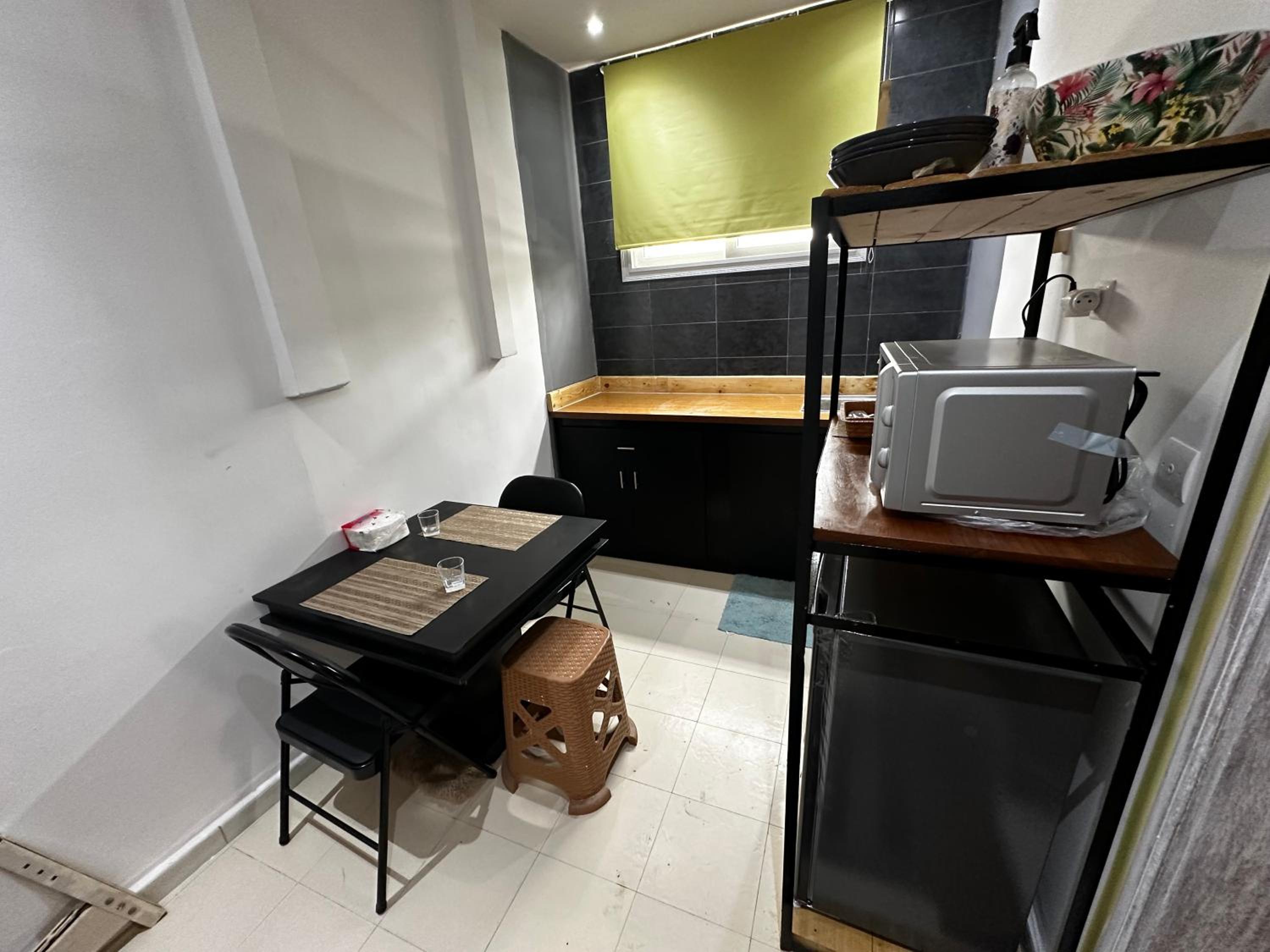 Studio privé équipé et meublé view 5