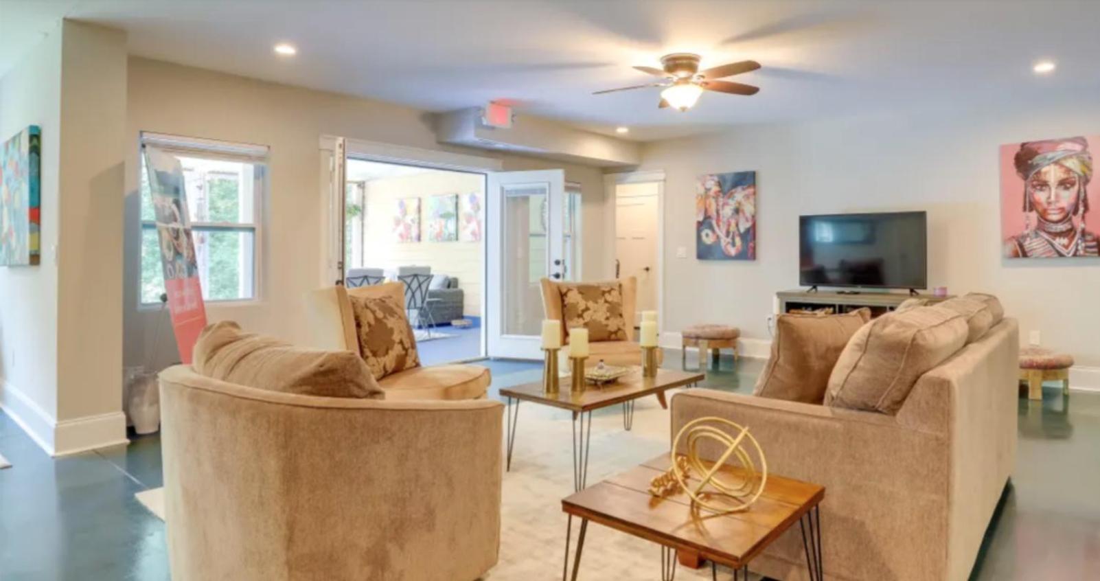 lounge