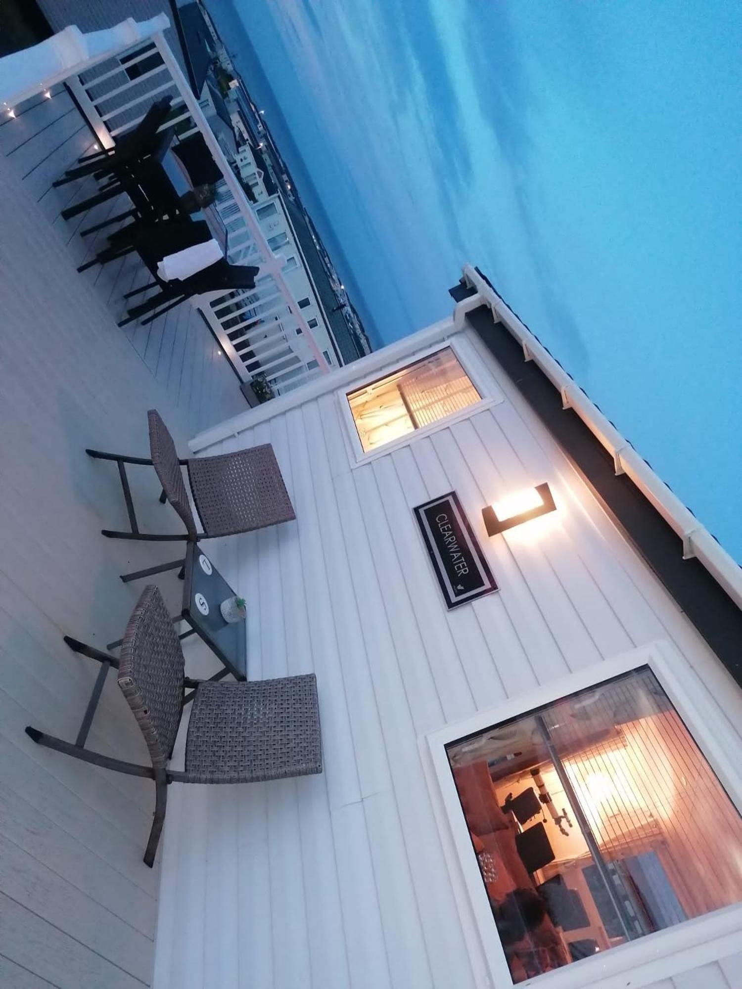 Seaside Lodge Retreat in Eyemouth view 3