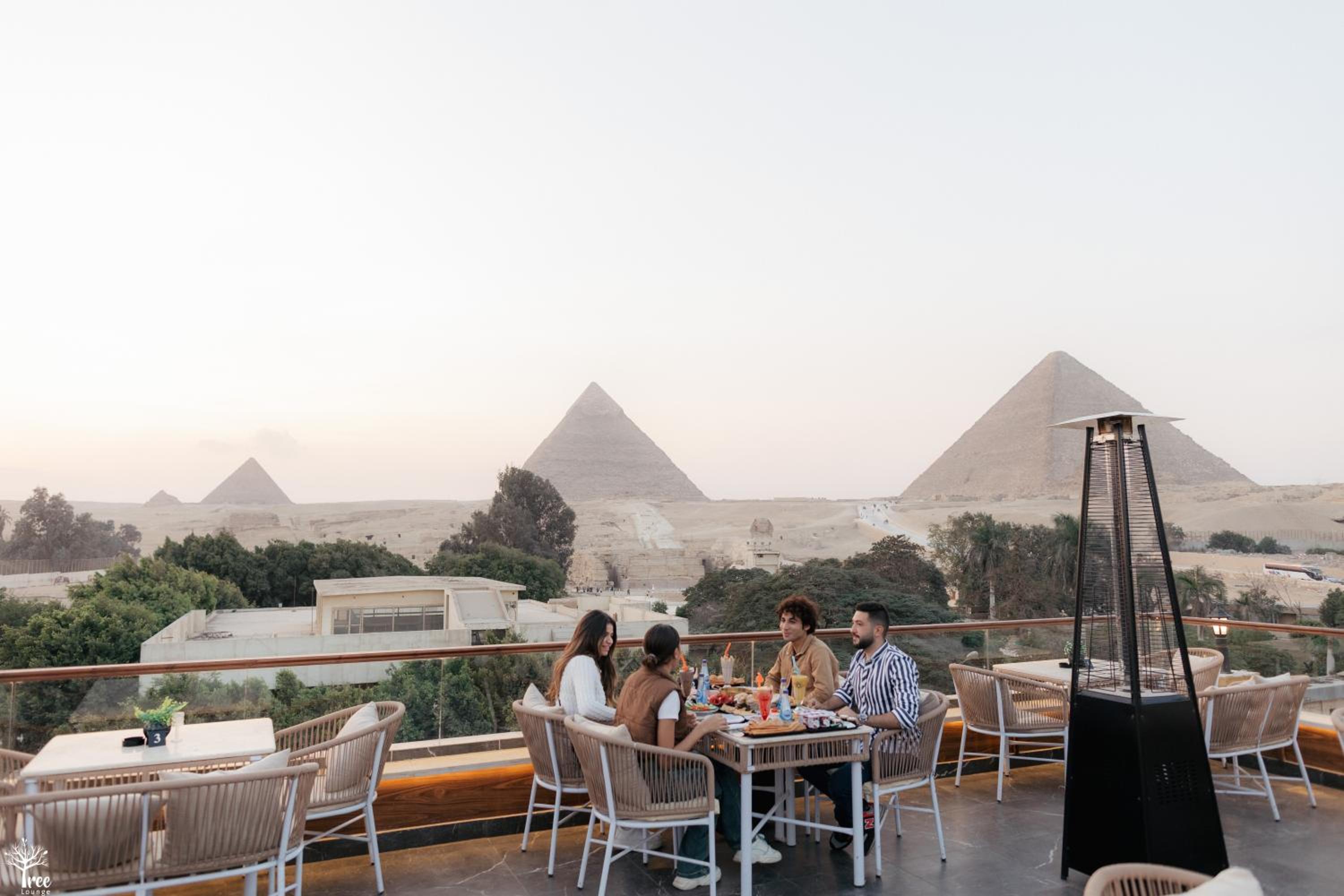 Tree Lounge Pyramids View INN , Sphinx Giza