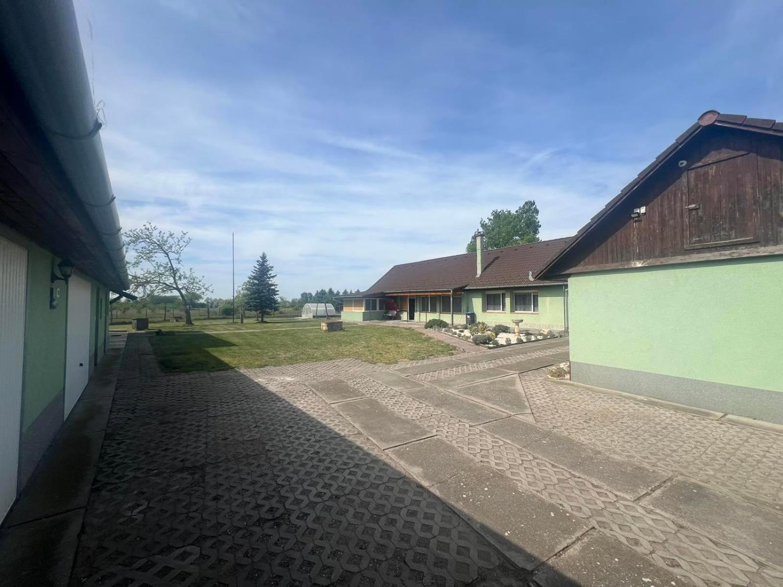 Nyugalom Szigete Vendégház