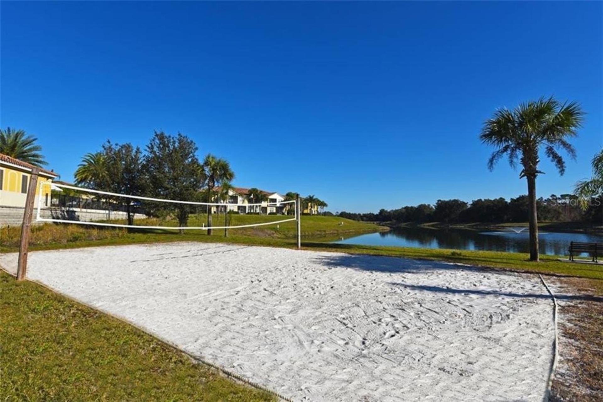 Quiet Disney Condo w/ Balcony ~ 2 Miles to Disney World!
