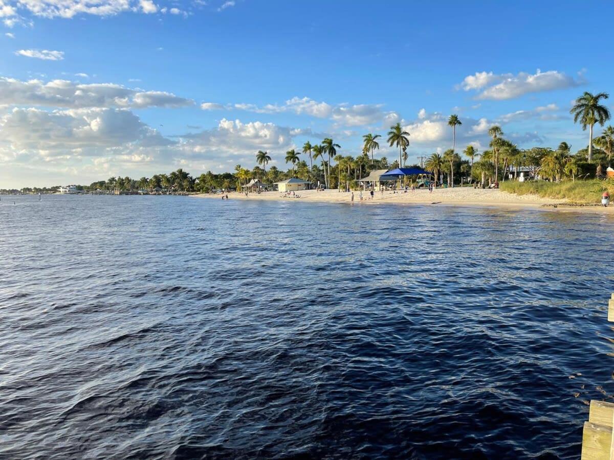 Luxury Gulf Access Private Pool Pet-Friendly Villa view 5