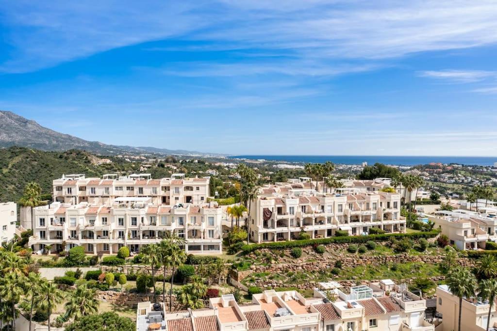 La Quinta Hills - Luxury Apartment