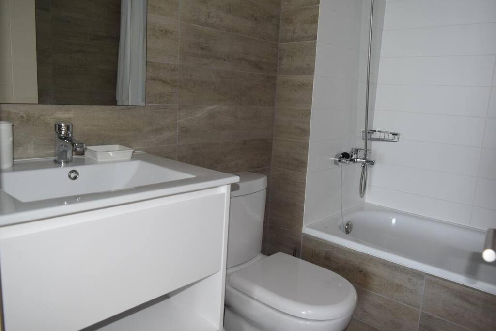 Pura Vida - apartamento con salida a la costa