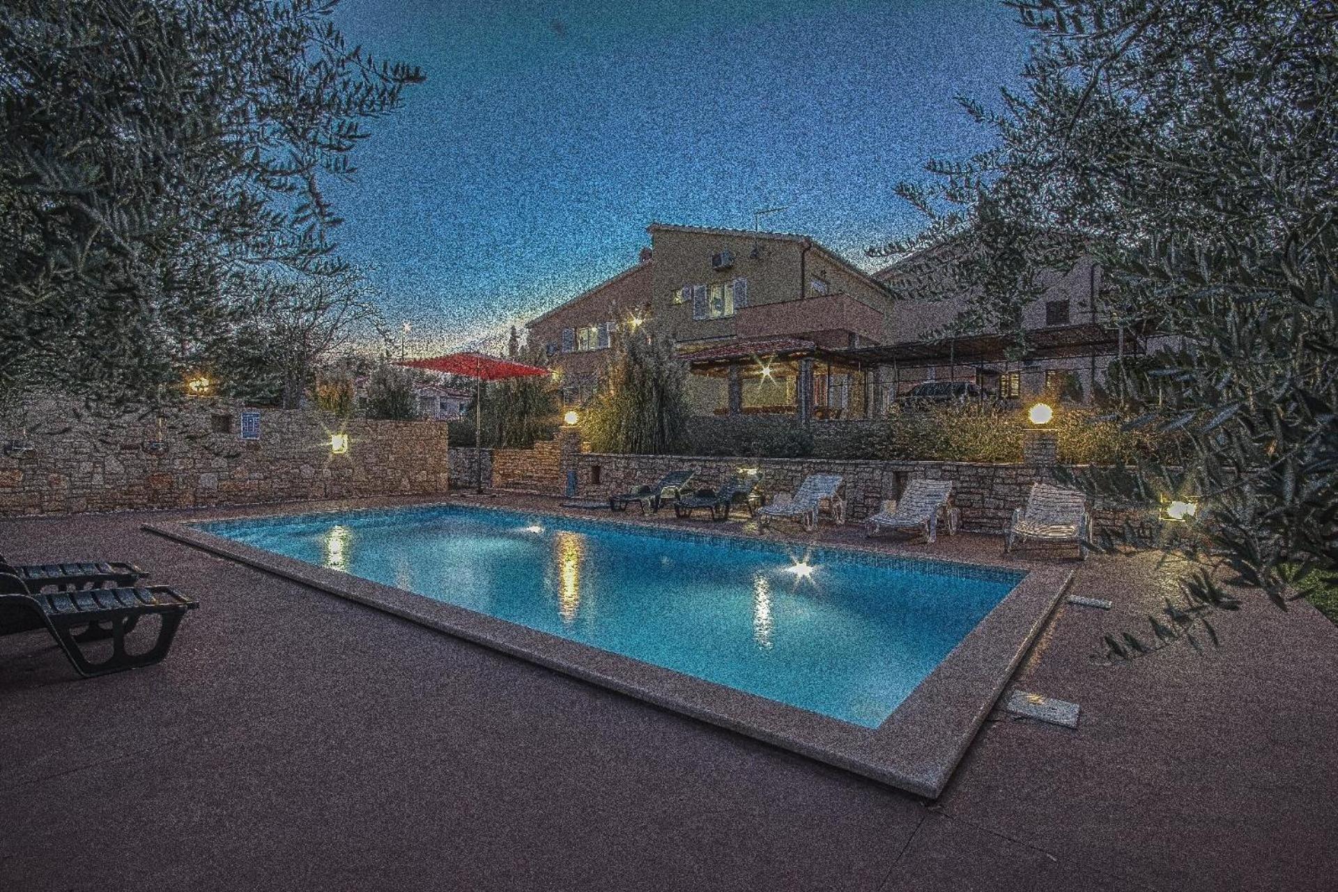Ferienhaus mit Privatpool für 8 Personen ca 210 qm in Pavicini, Istrien Südküste von Istrien view 4