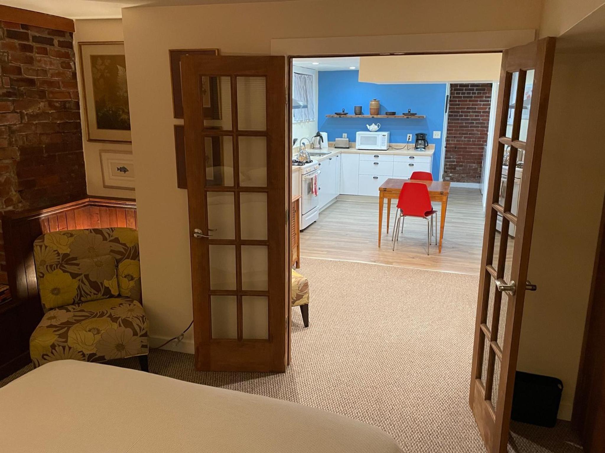 Portland International Guesthouse view 5