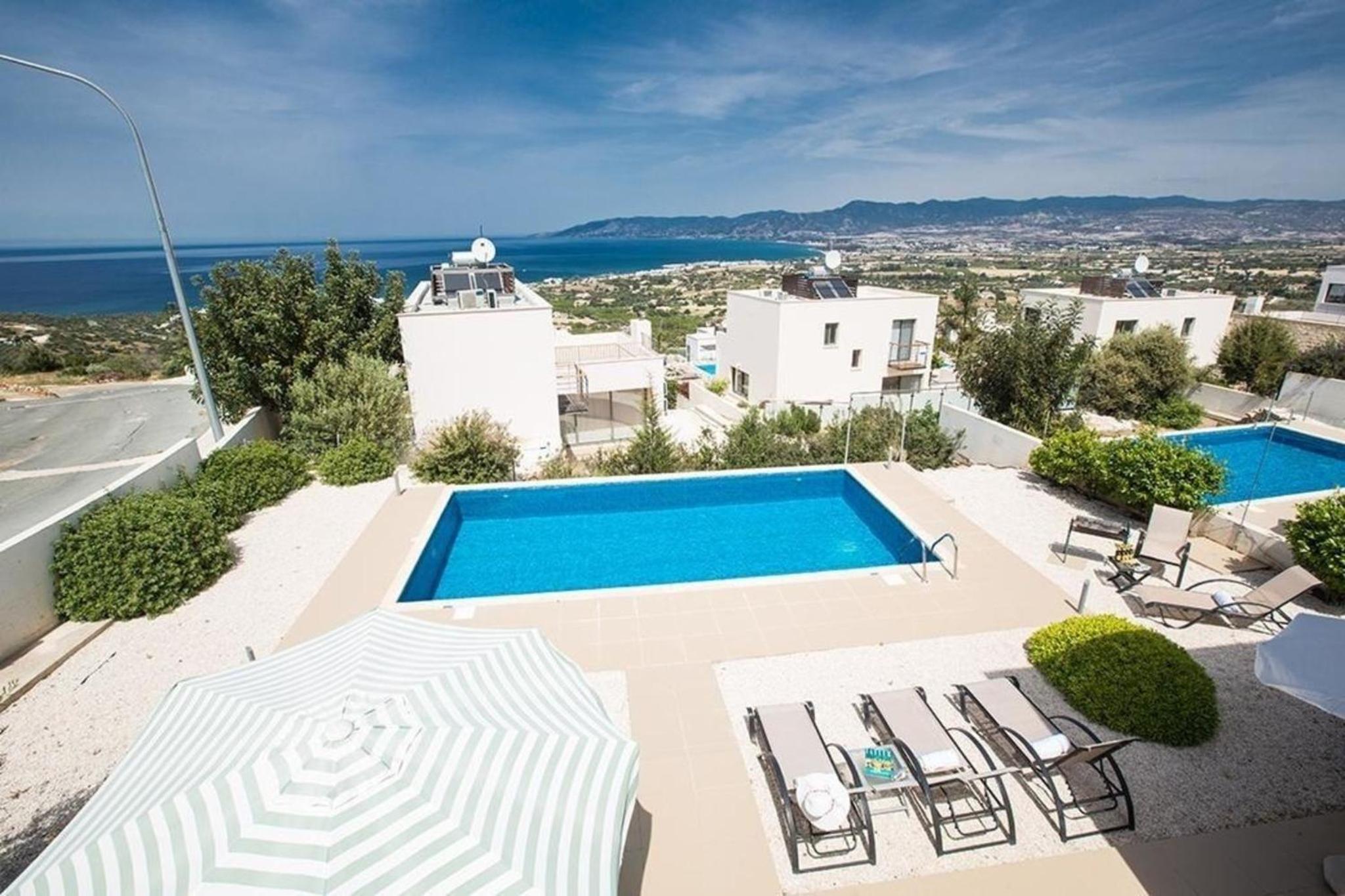 Ferienhaus mit Privatpool für 6 Personen ca 130 qm in Latchi, Westküste von Zypern Halbinsel Akamas