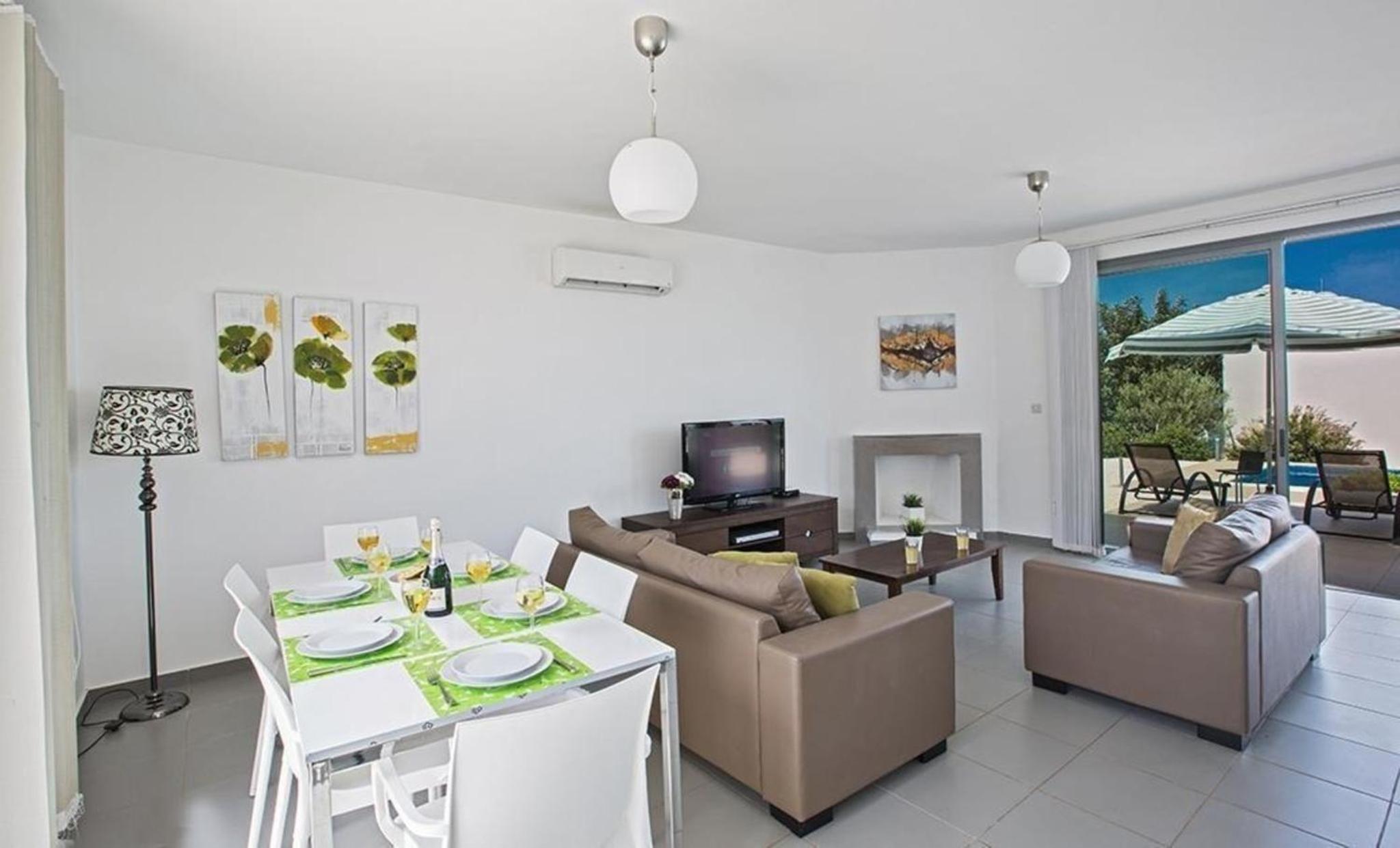 Ferienhaus mit Privatpool für 6 Personen ca 130 qm in Latchi, Westküste von Zypern Halbinsel Akamas