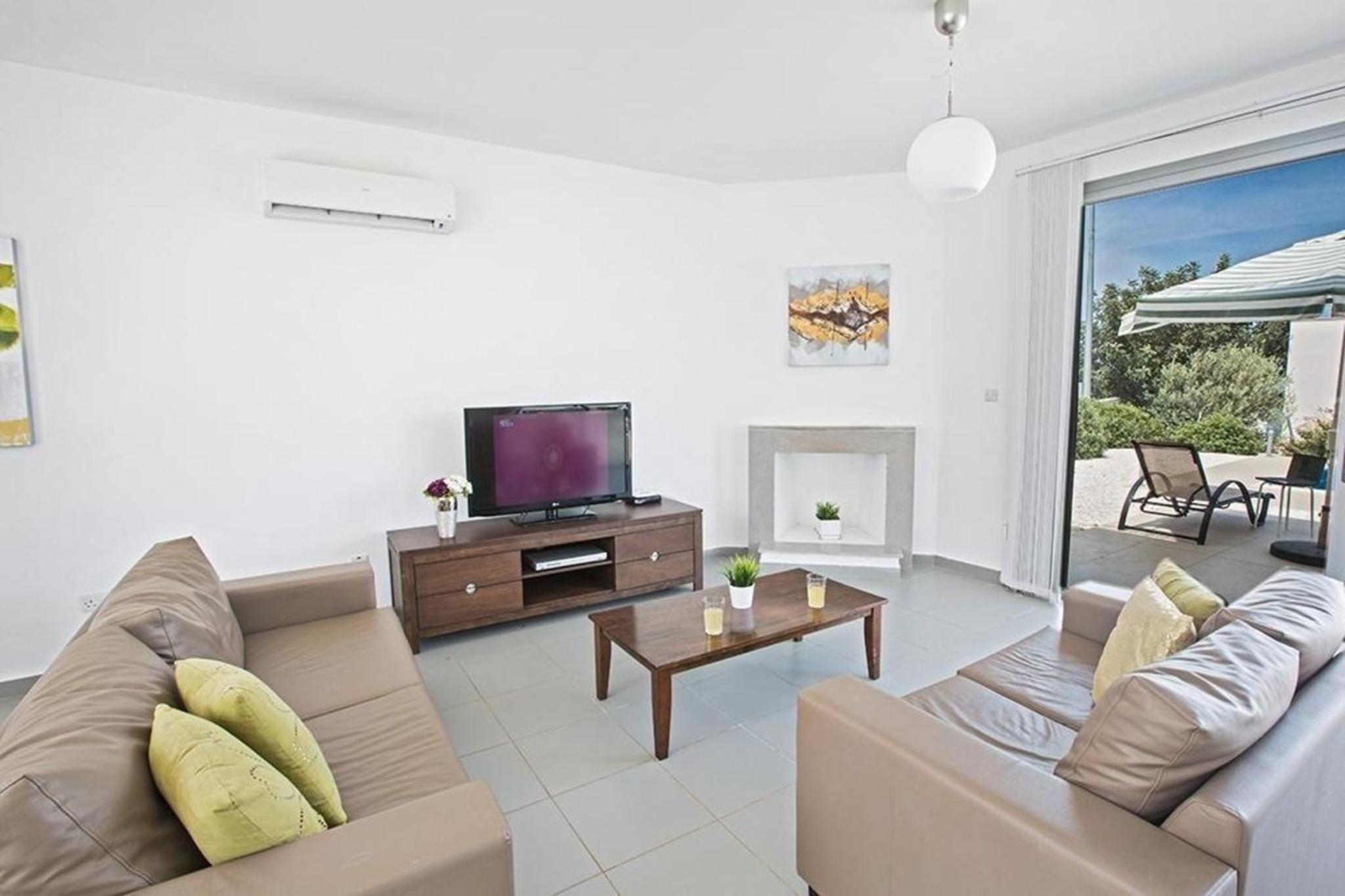 Ferienhaus mit Privatpool für 6 Personen ca 130 qm in Latchi, Westküste von Zypern Halbinsel Akamas