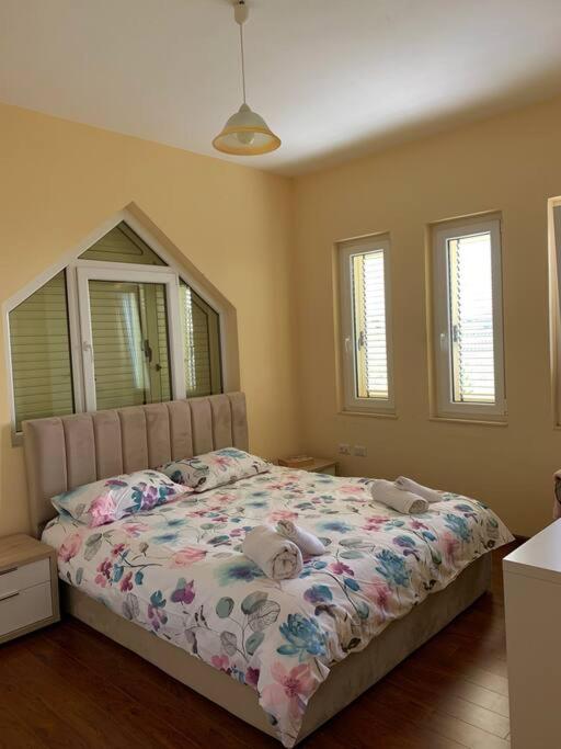 Natalia's House Surrel Villa
