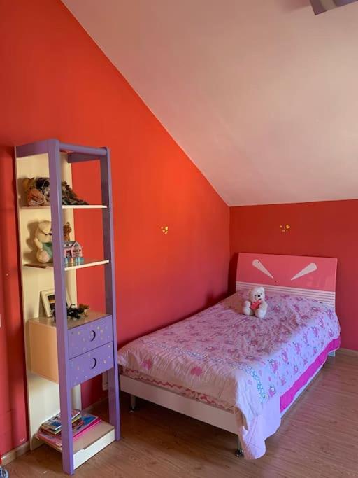 Natalia's House Surrel Villa