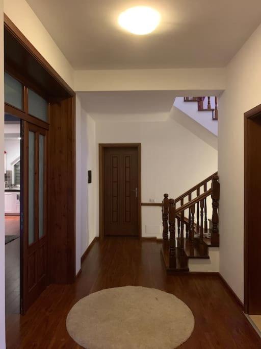 Natalia's House Surrel Villa