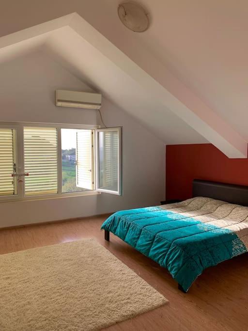 Natalia's House Surrel Villa