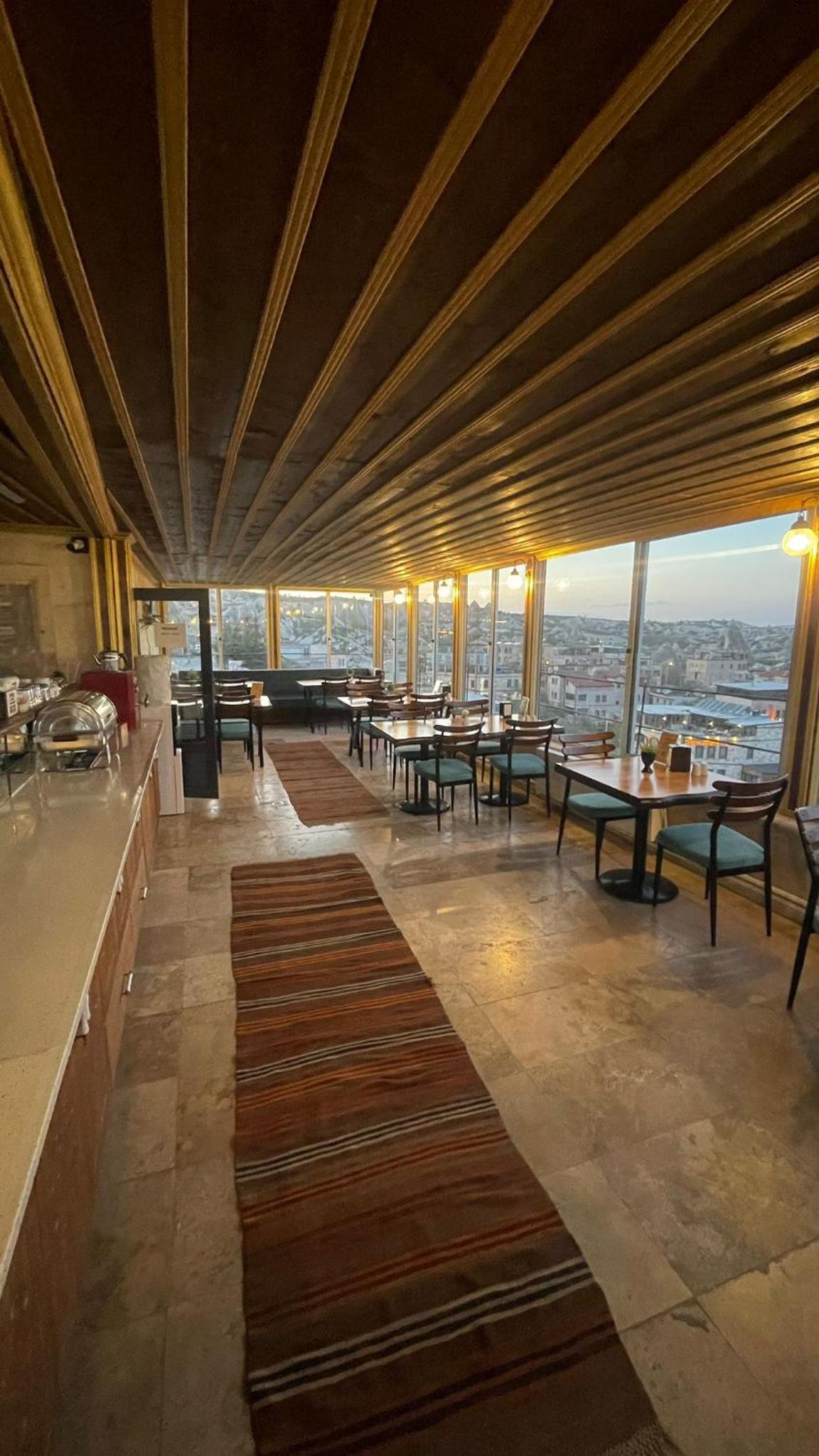 Balloon View Hotel - Image 53