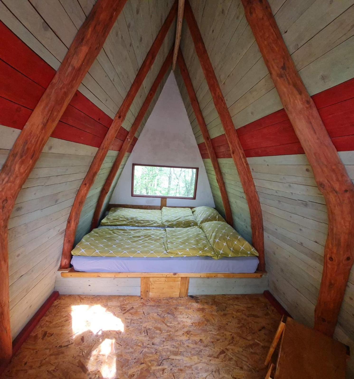 Cabin 4 Hill Station