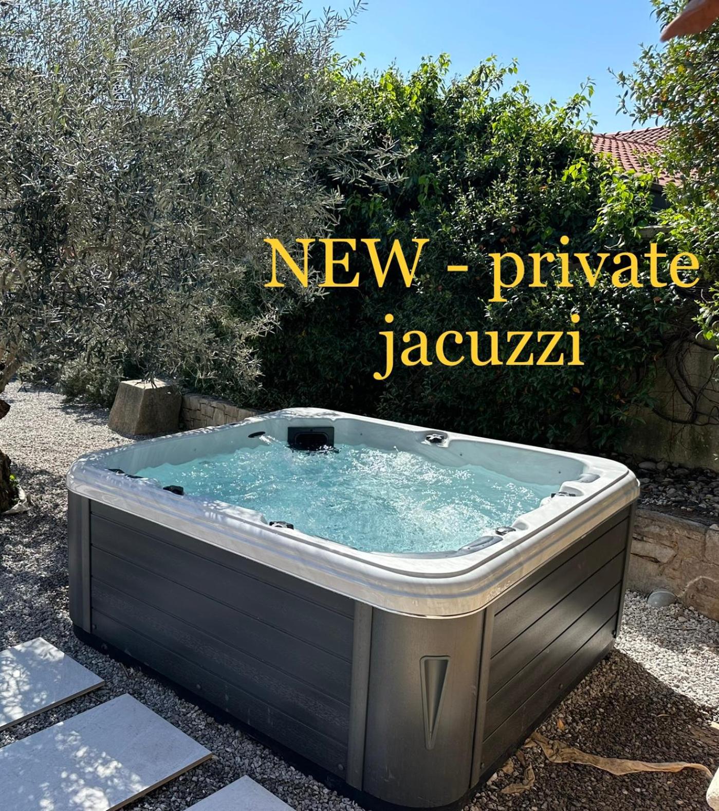 Private Apartment HerMes arT on the Karst Shared Pool & Parking view 5