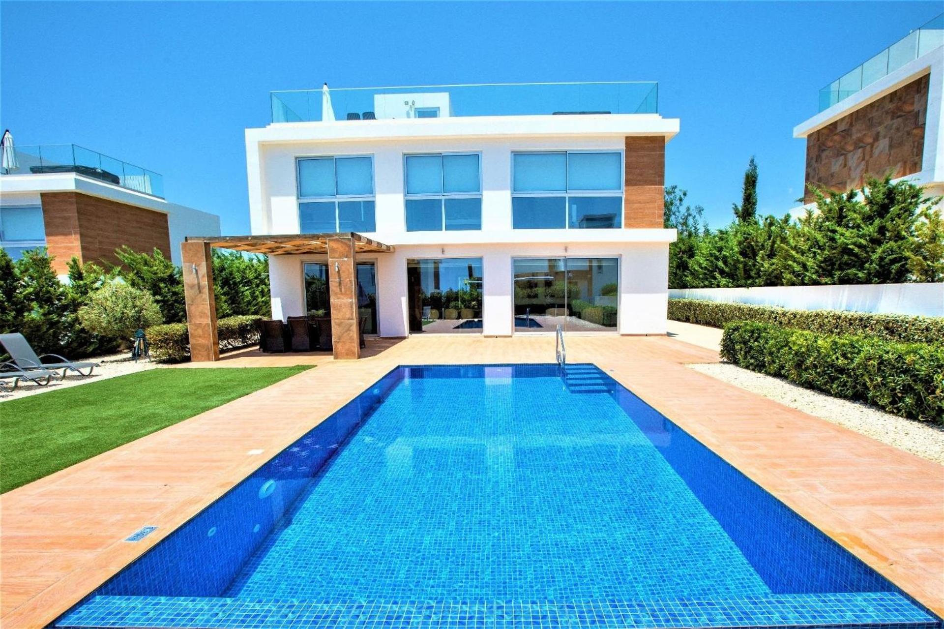 Luxuriöse Villa Mit Privatem Pool Und Whirlpool