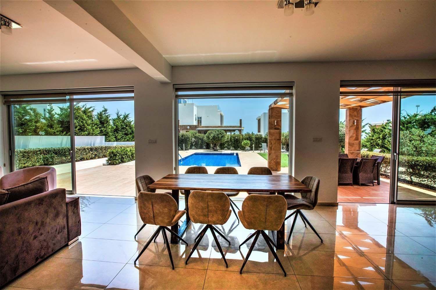 Luxuriöse Villa Mit Privatem Pool Und Whirlpool