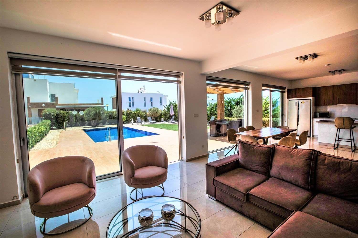 Luxuriöse Villa Mit Privatem Pool Und Whirlpool