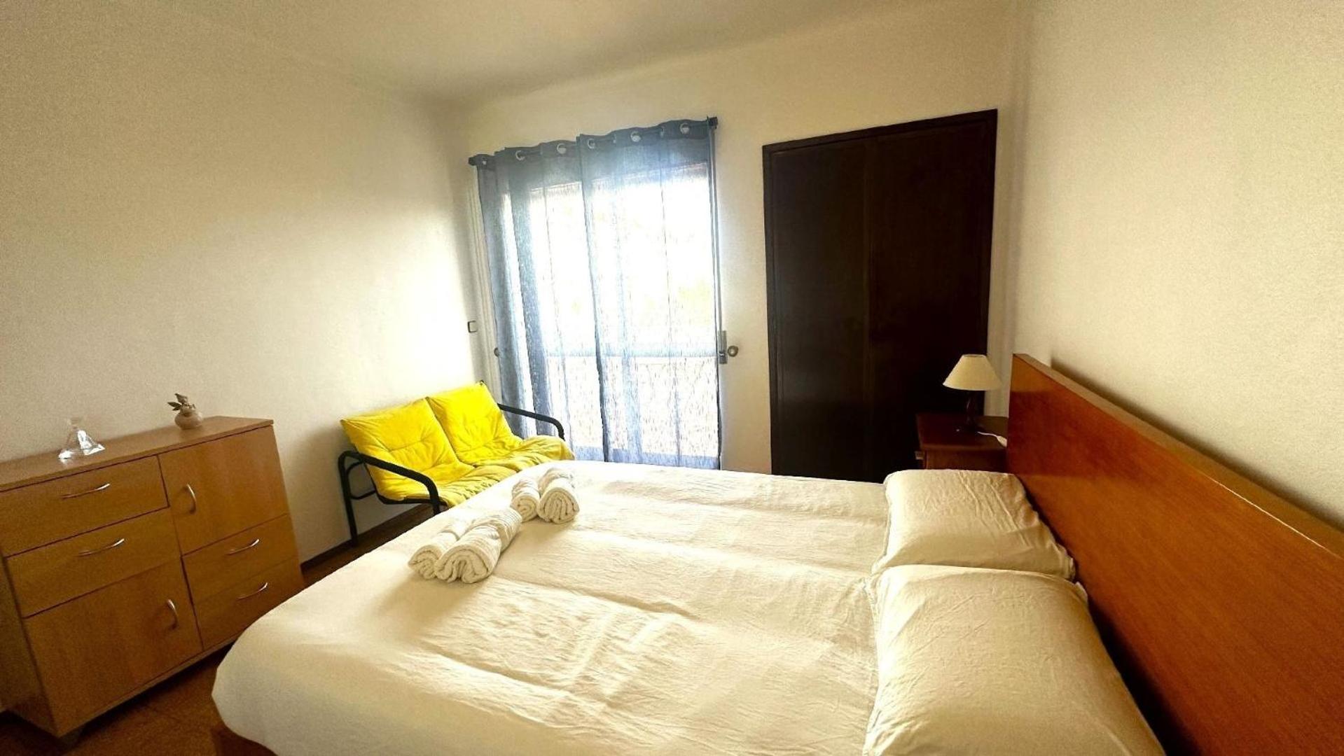 Ferienwohnung für 6 Personen ca 15 qm in Ferrel, Regio Centro view 2