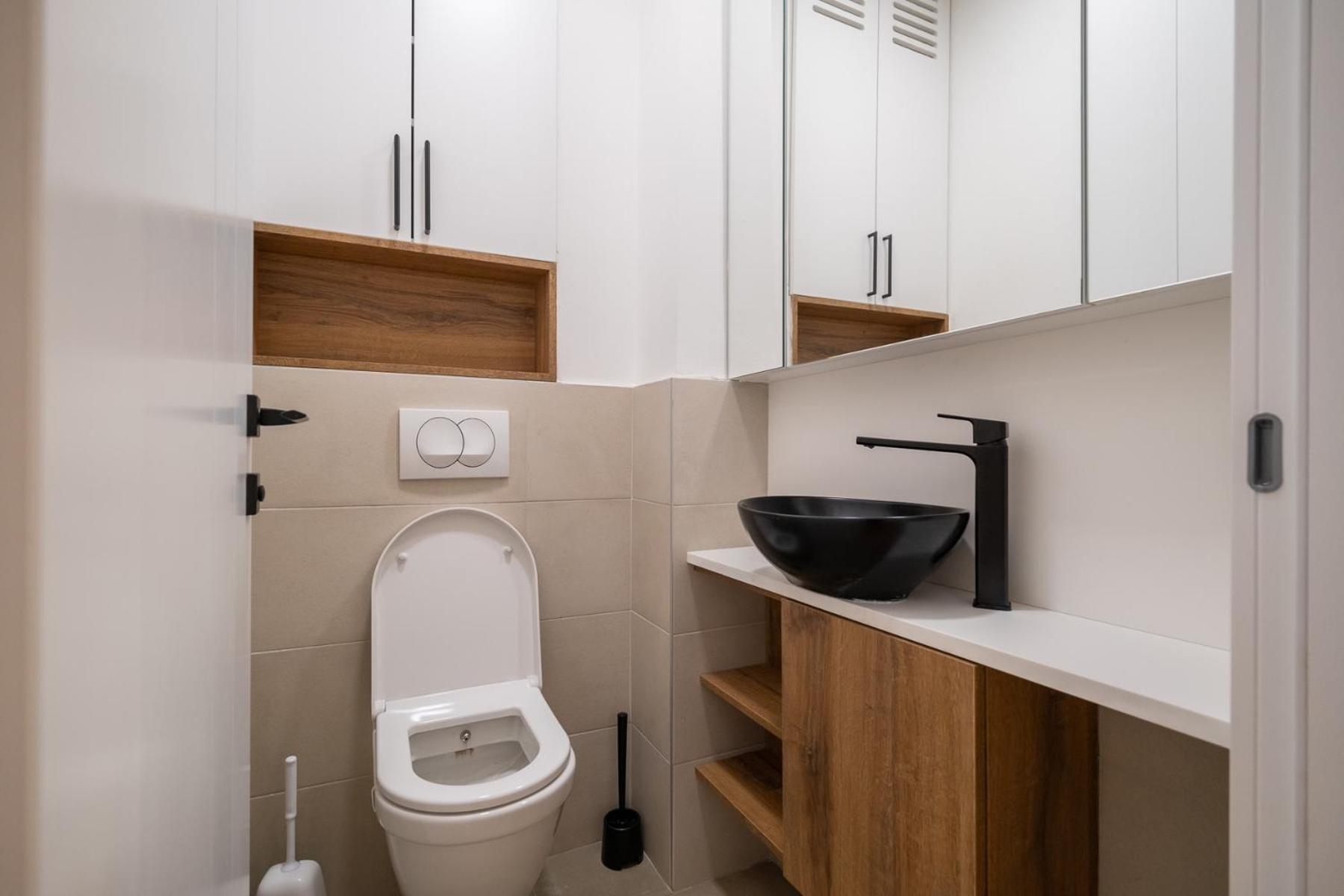 Istiqlal Apartment