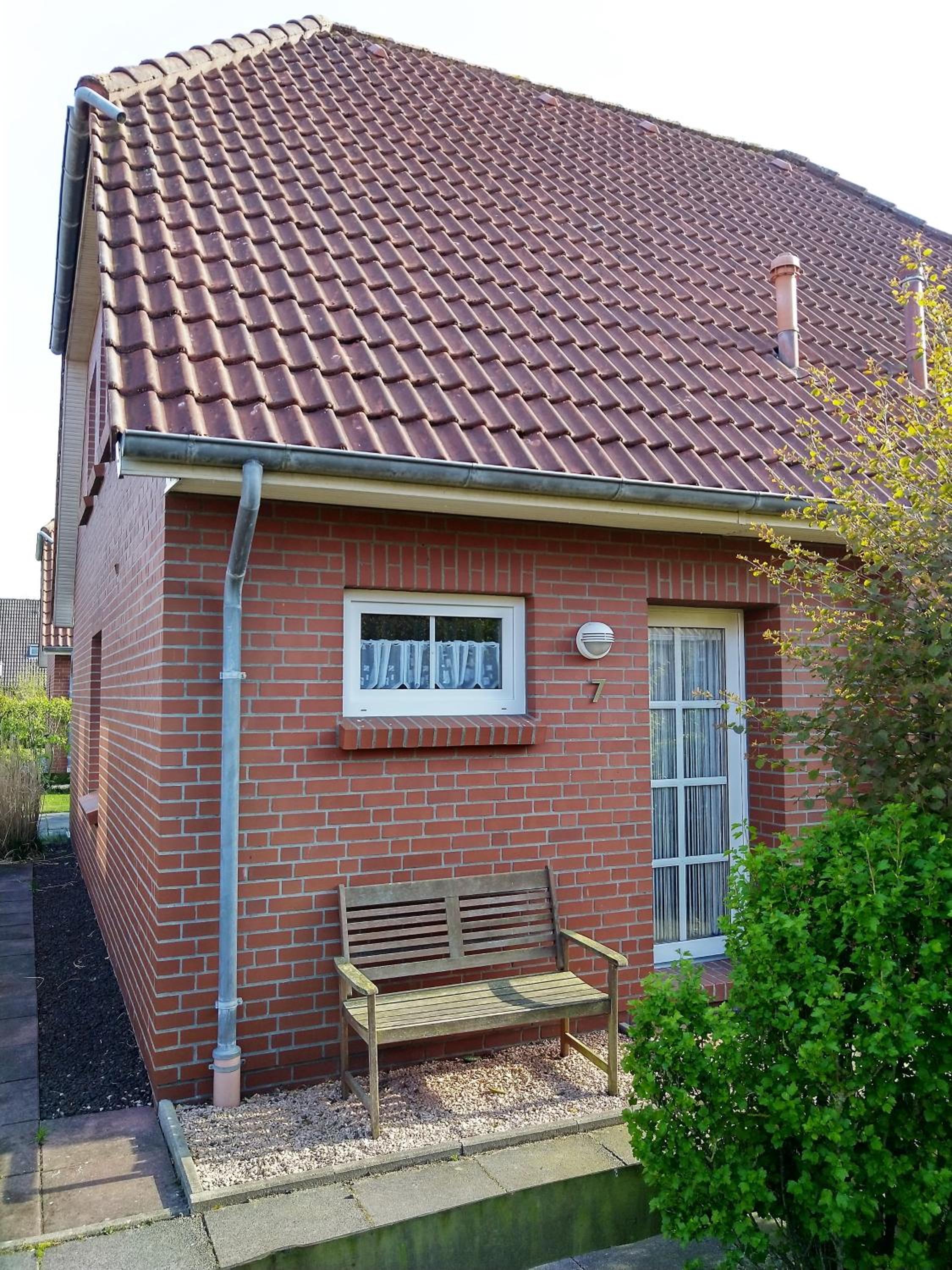 Ferienhaus Kolibri, exklusiv und familiär in Neßmersiel mit Anbindung nach Baltrum