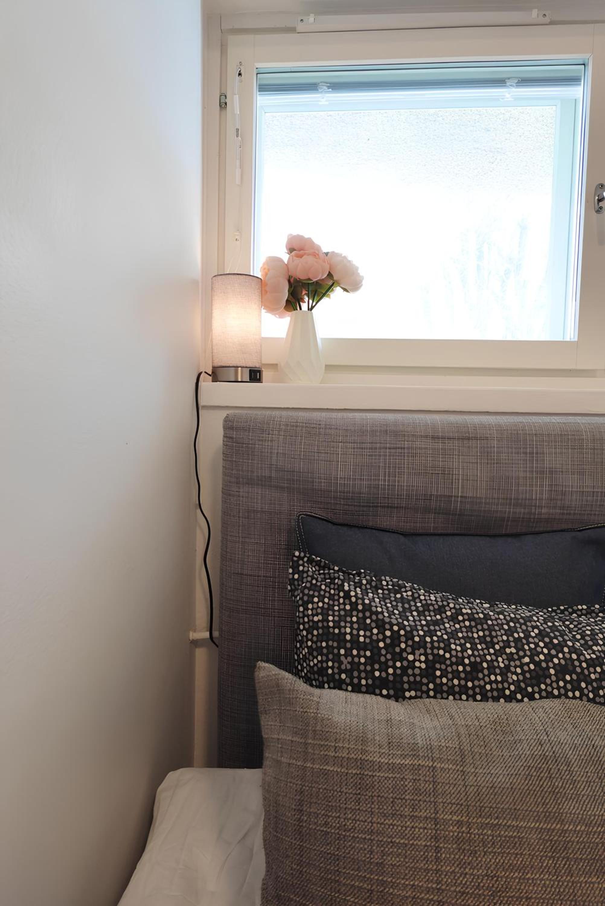 GuestFirst- Relax by the Sea 4 Min to Beach FREE Parking