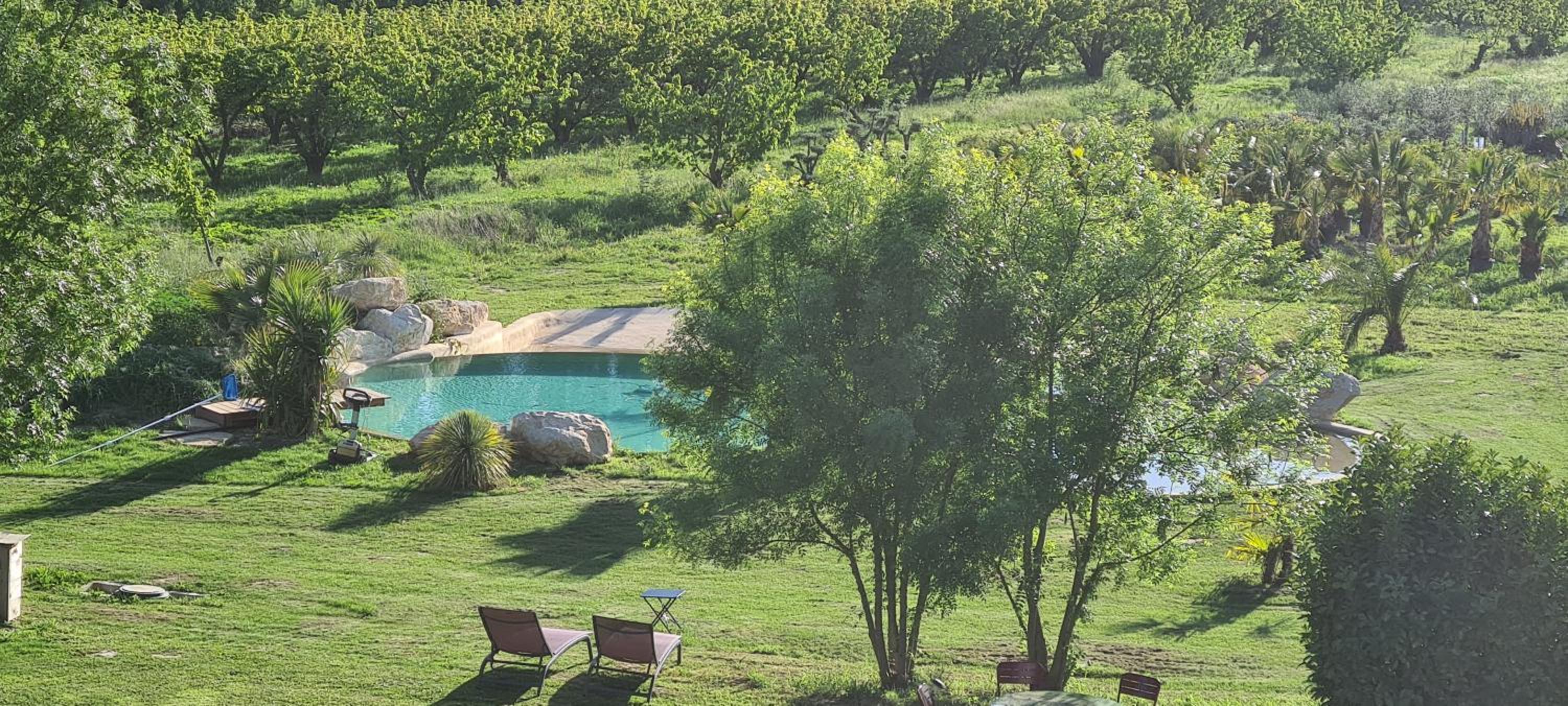 Le Mas des Cerisiers JACUZZI et SAUNA inclus pour tous les logements
