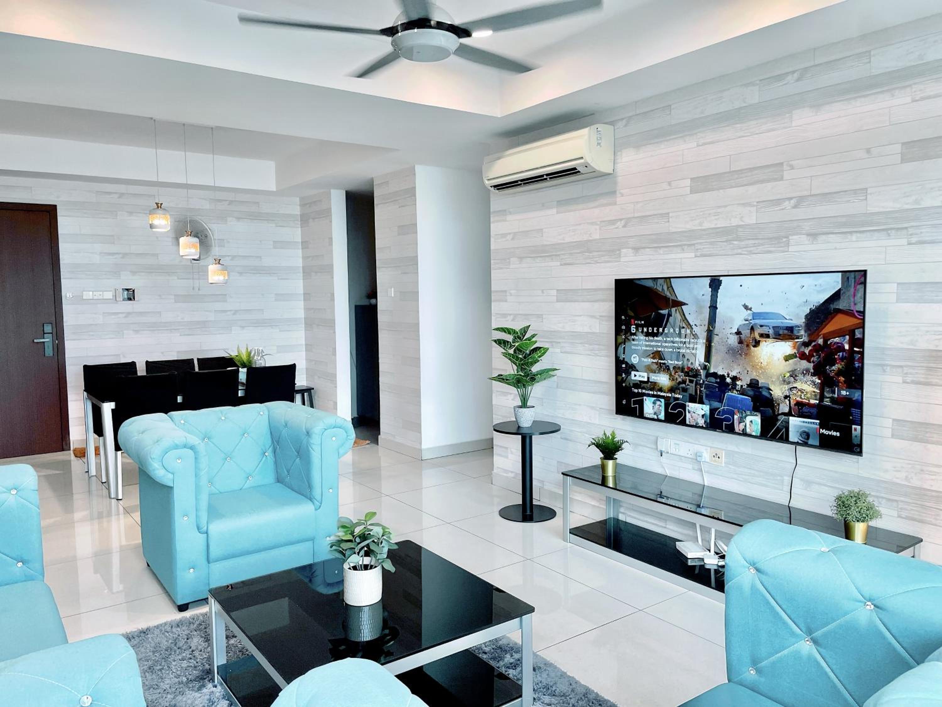 KSL CityMall 11-13pax 3B3B PrivateLift-SmartTV 70inch-Netflix
