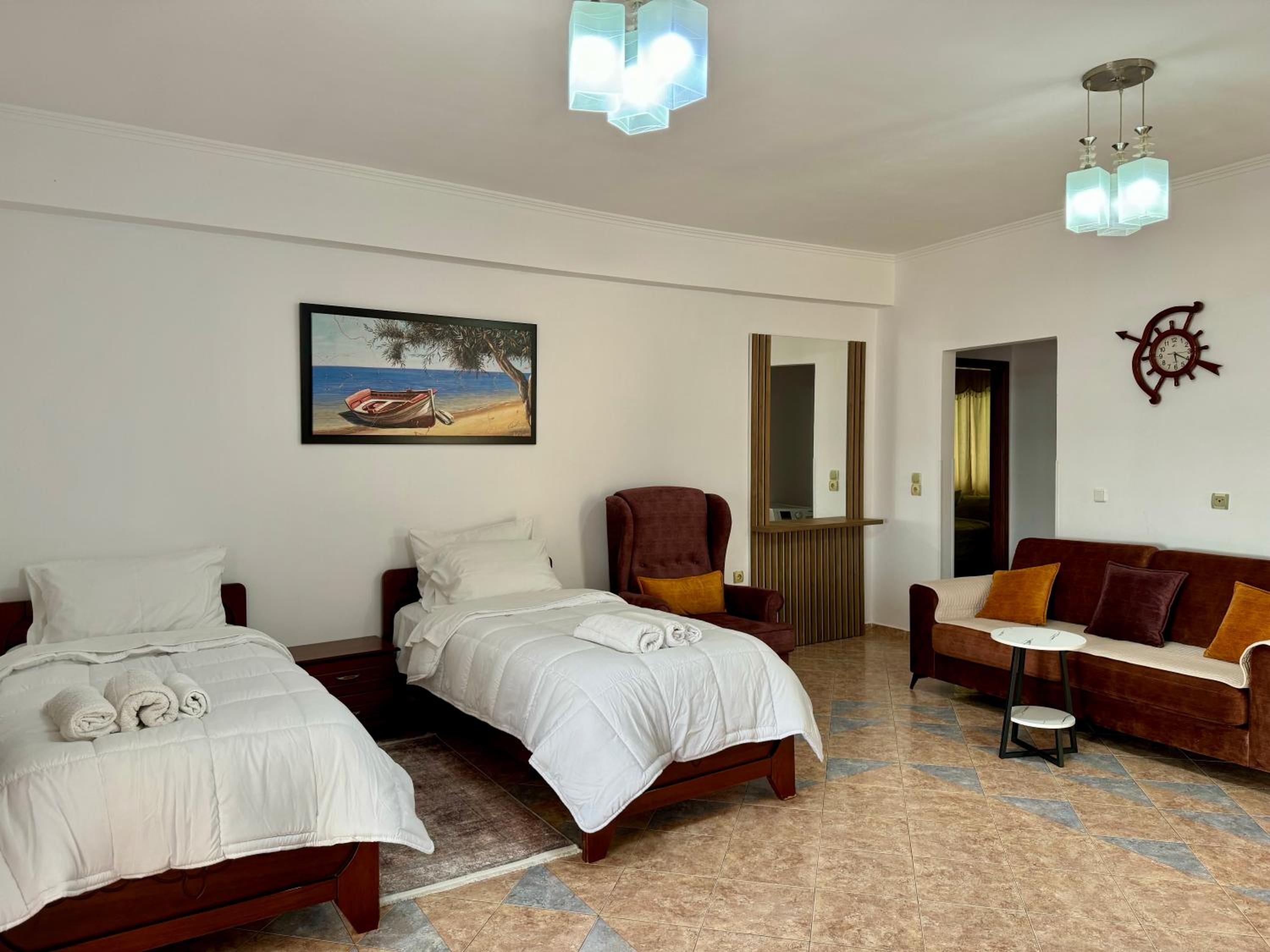 SHEMO Apartments