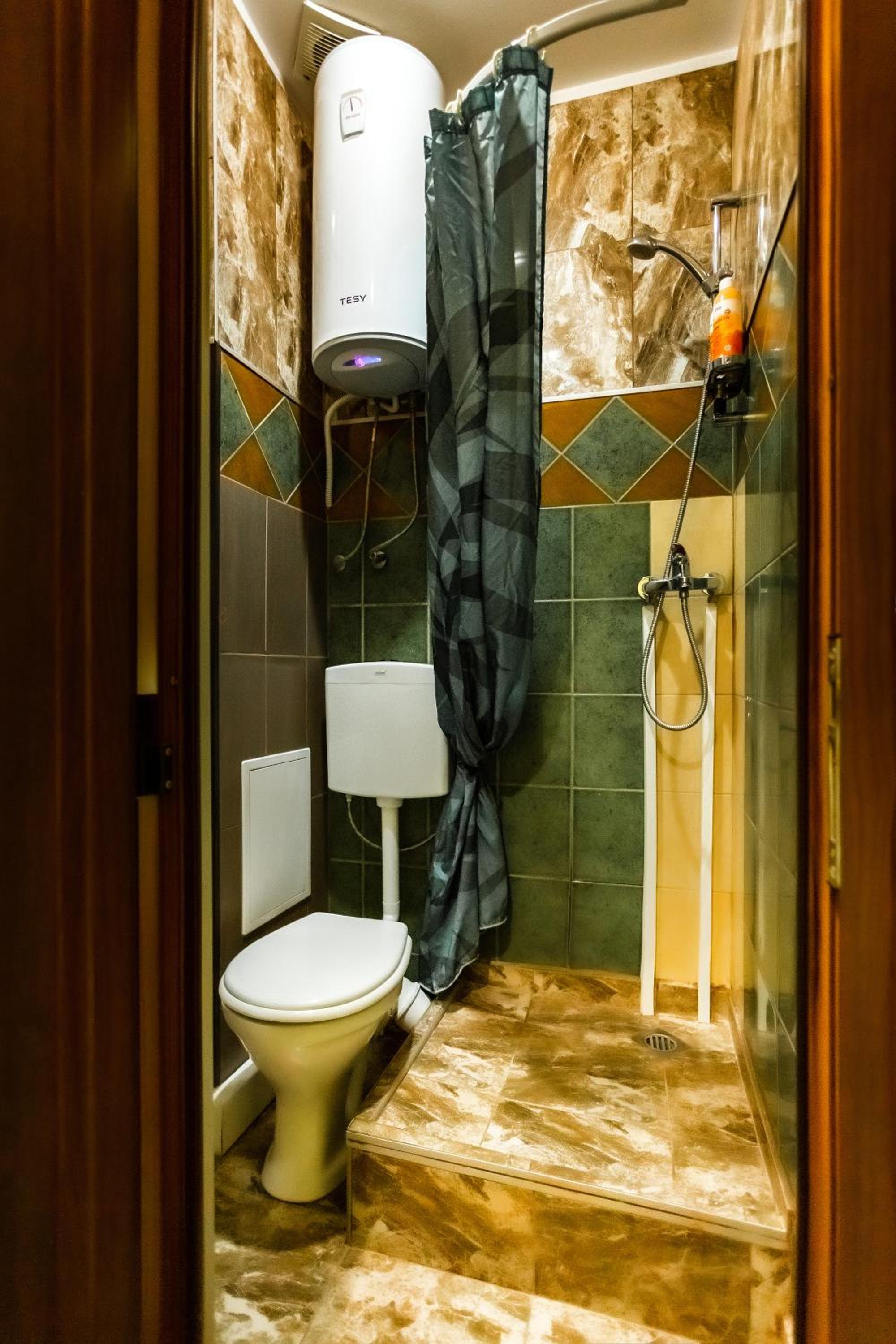 Residence Art Guest House