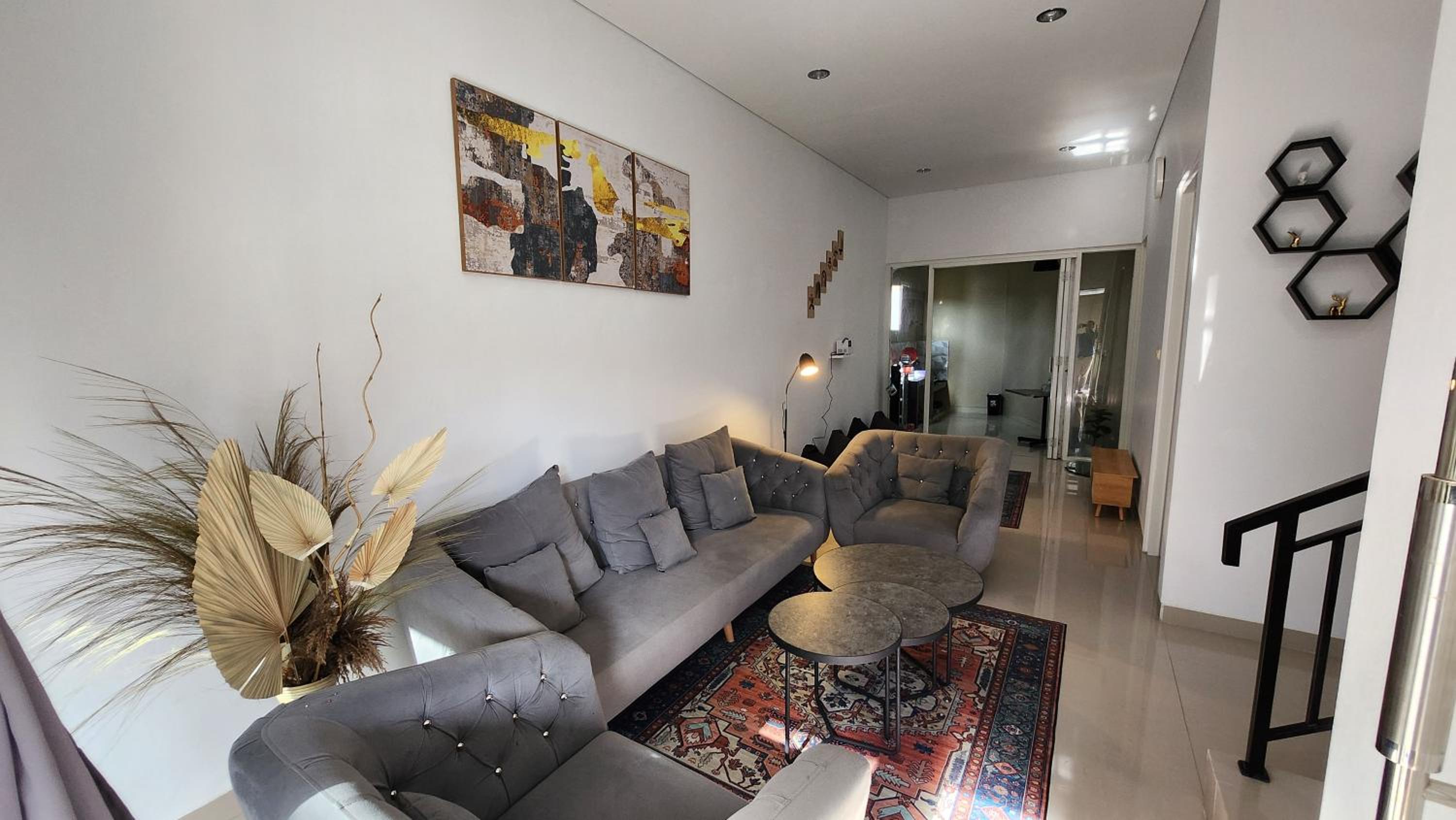 Siti Villa Ariston view 2