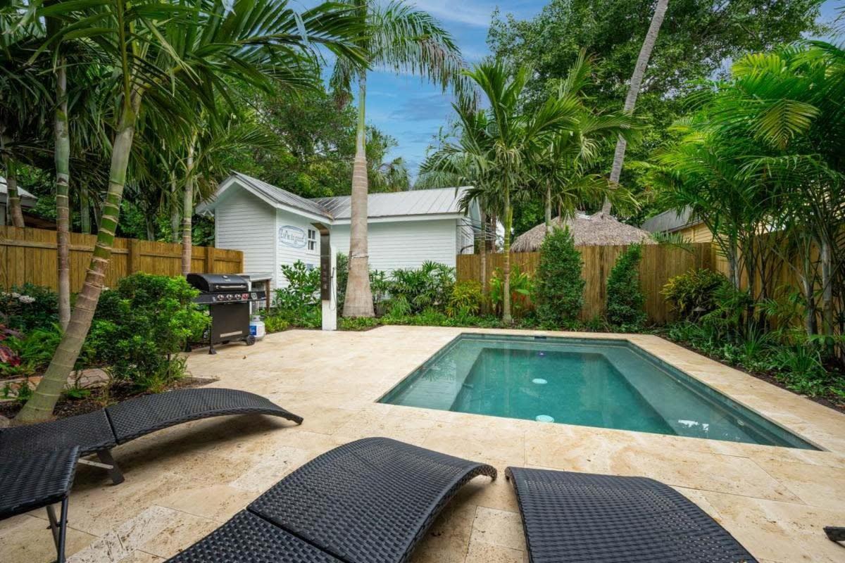 Southern Palms