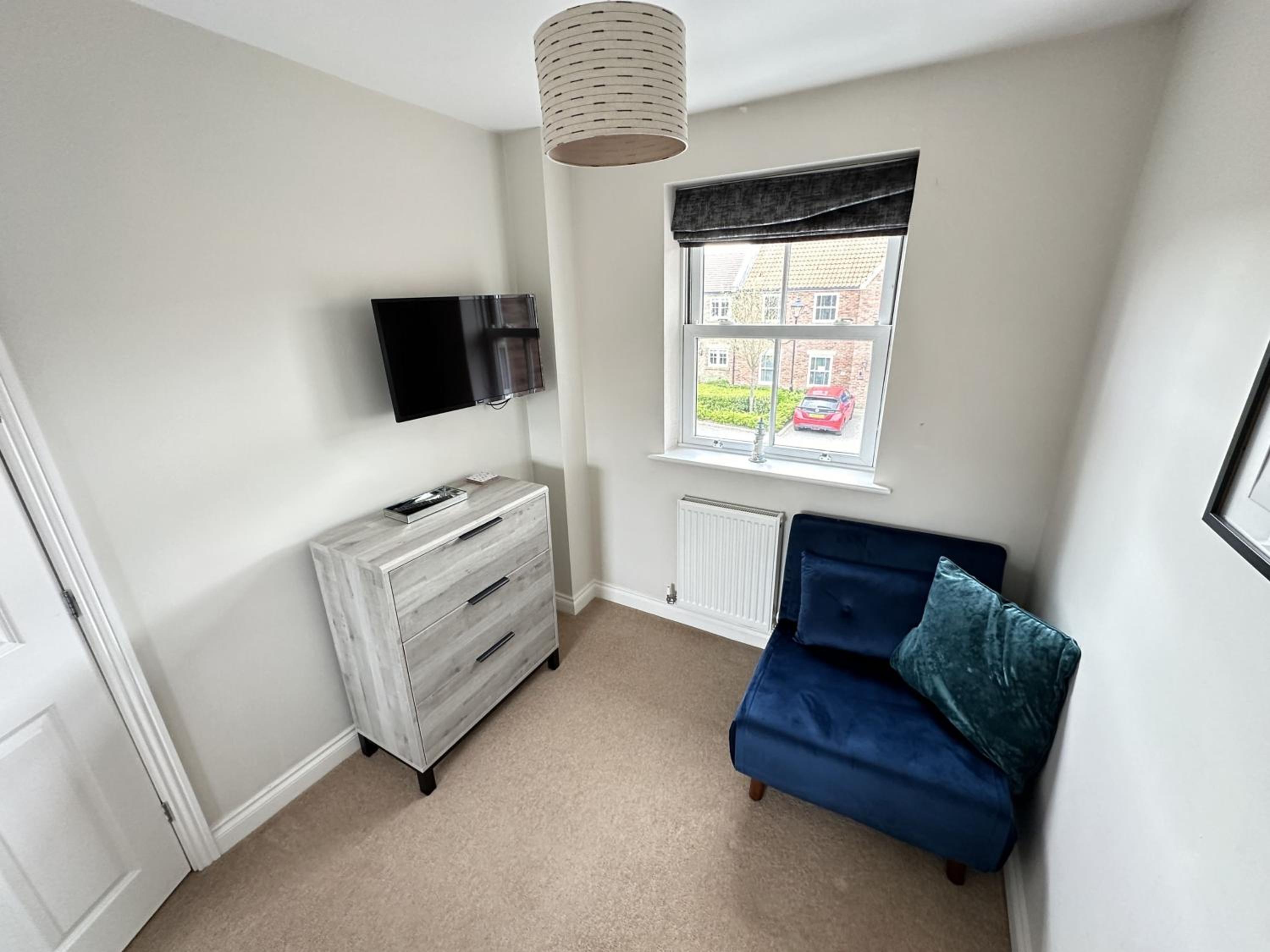 Honeybee Cottage - Part of the The Bay Filey Holiday Village with pool, gym and direct beach access, pub, restaurant, tennis and meadows walks