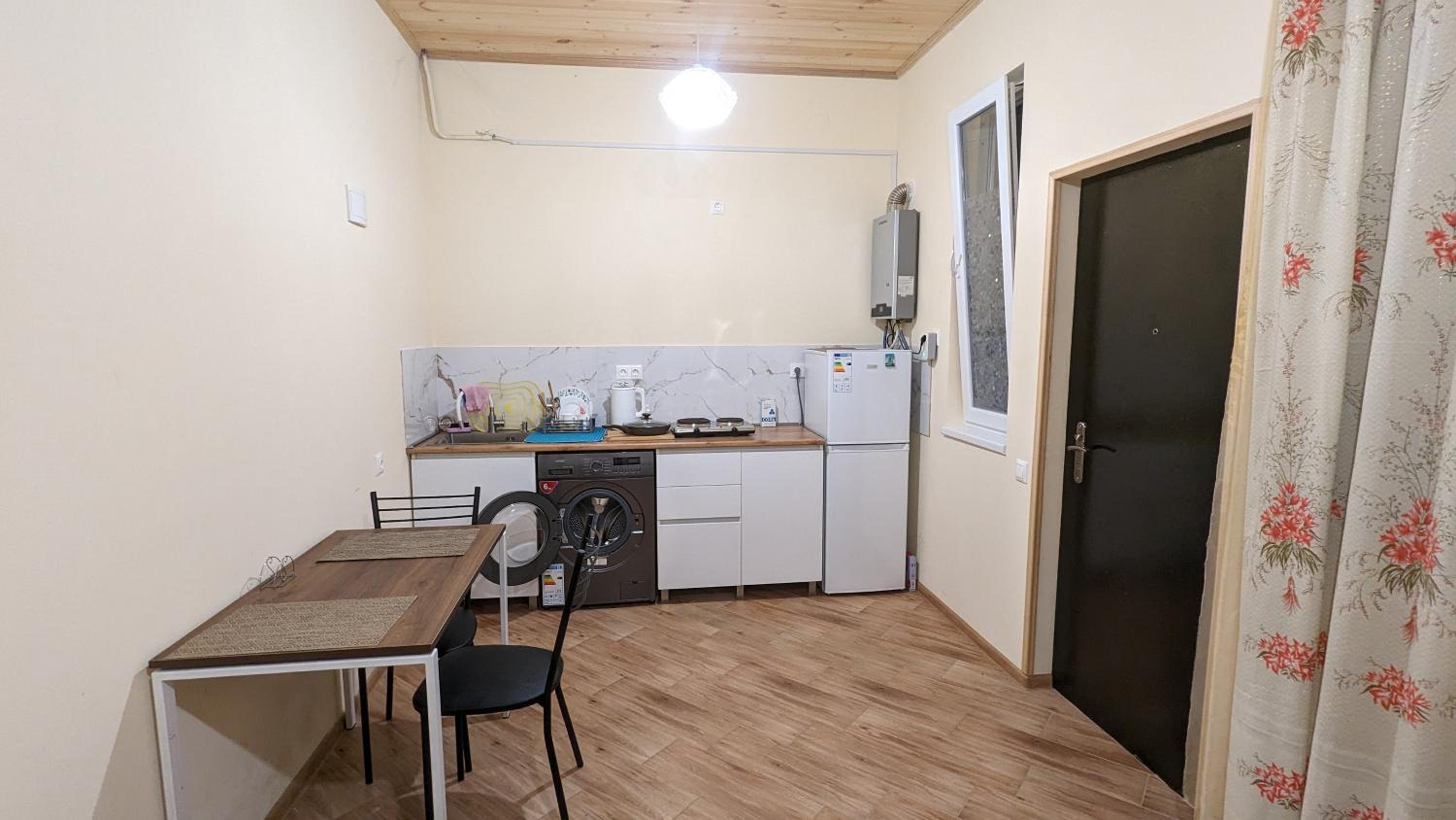 Photo 41