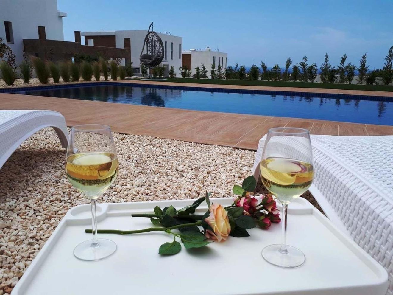 Coral Elite Residence Mit Pool Und Whirlpool