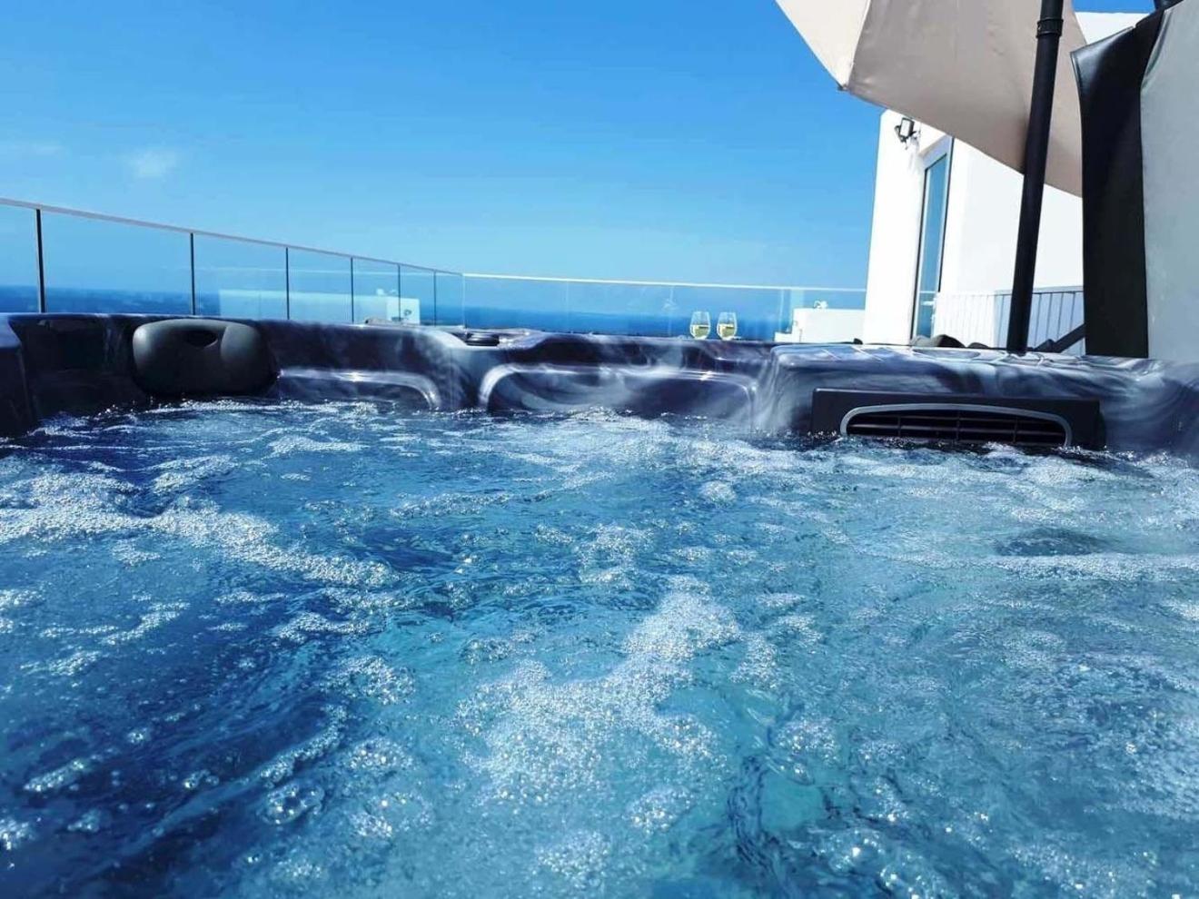 Coral Elite Residence Mit Pool Und Whirlpool