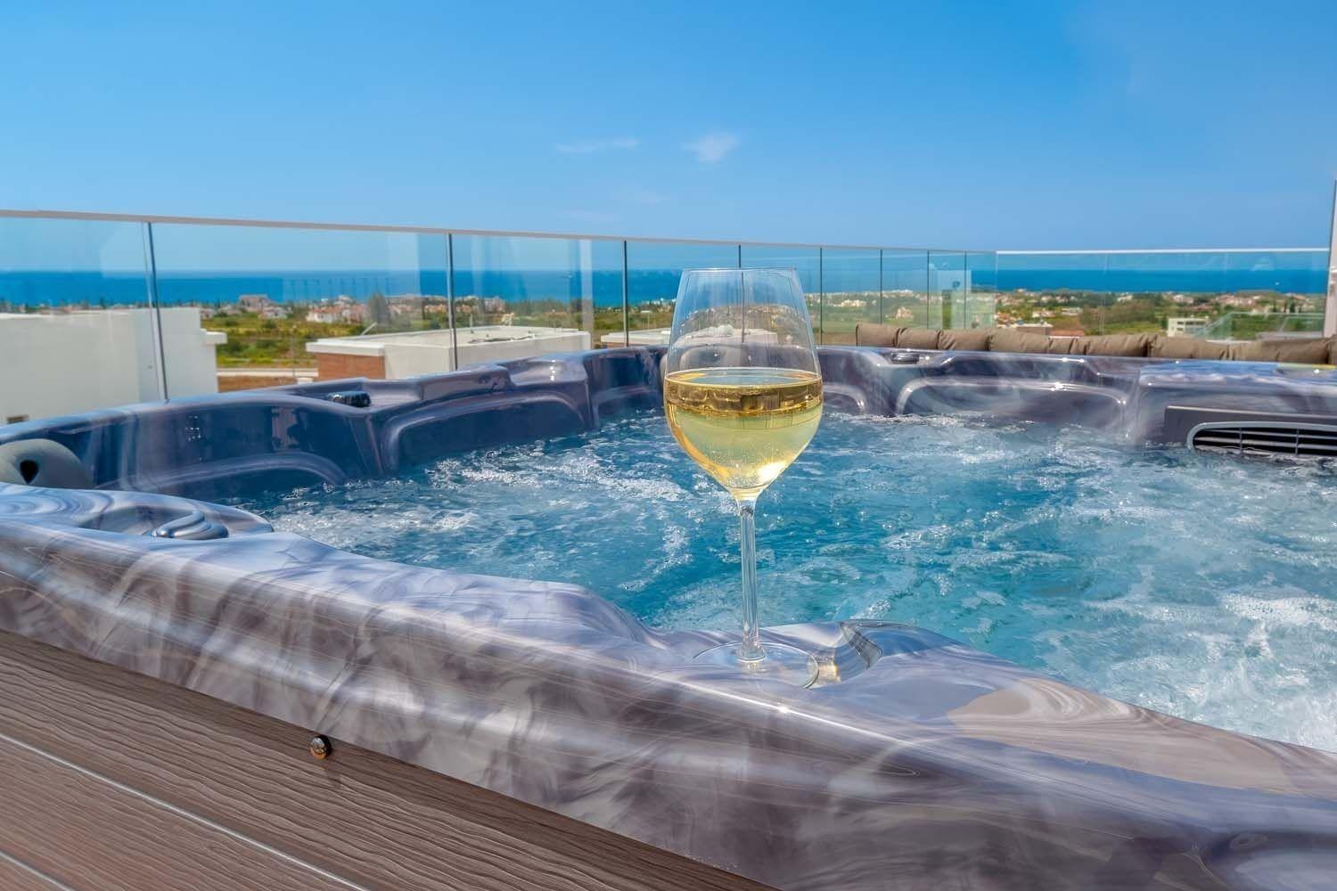 Coral Elite Residence Mit Pool Und Whirlpool