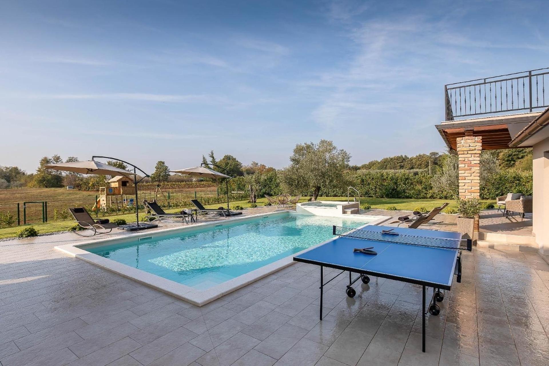 Ferienhaus mit Privatpool für 7 Personen ca 200 qm in Loborika, Istrien Südküste von Istrien view 4