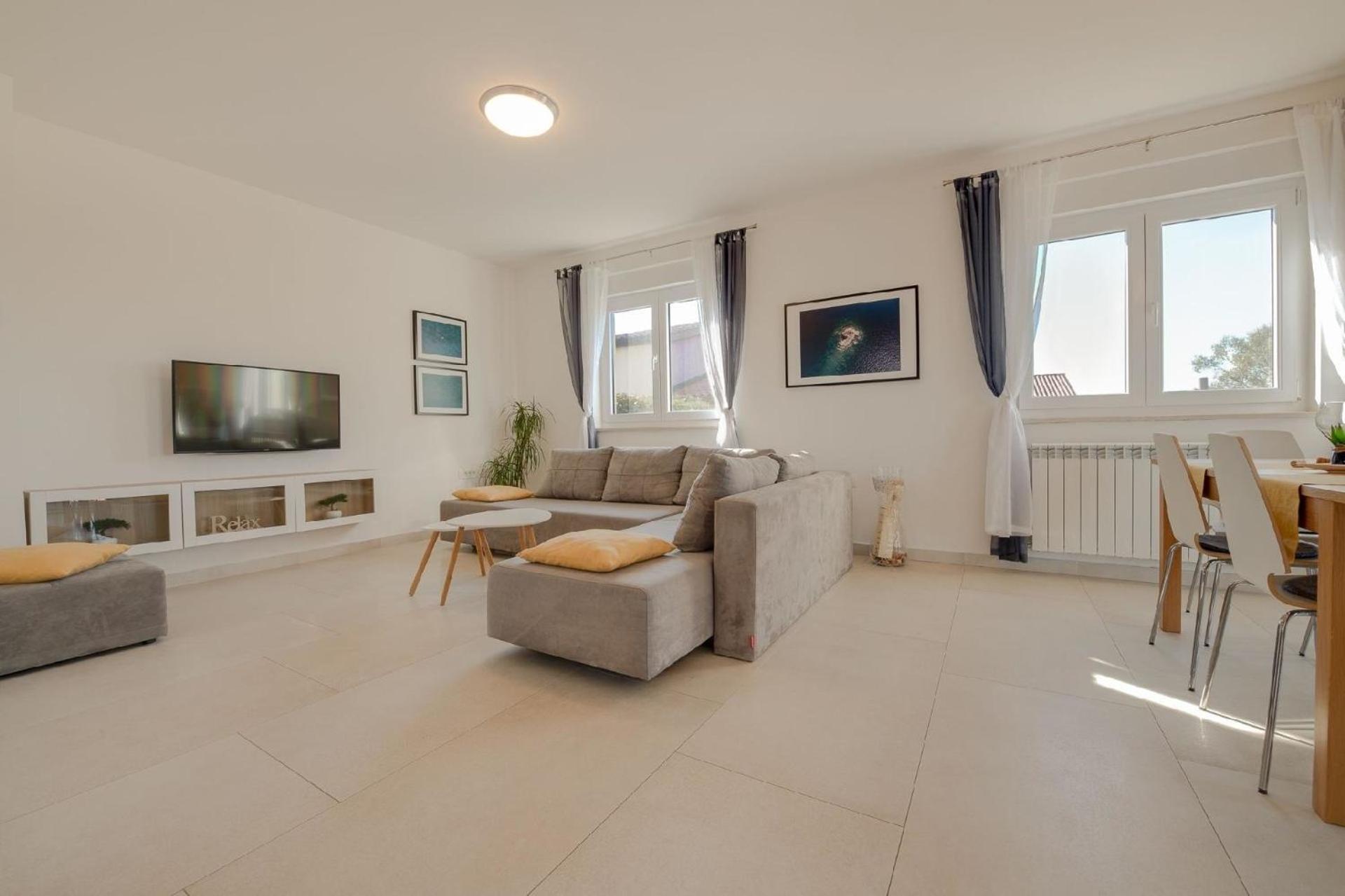 Villa Cera Für 8 Personen In Pula view 4