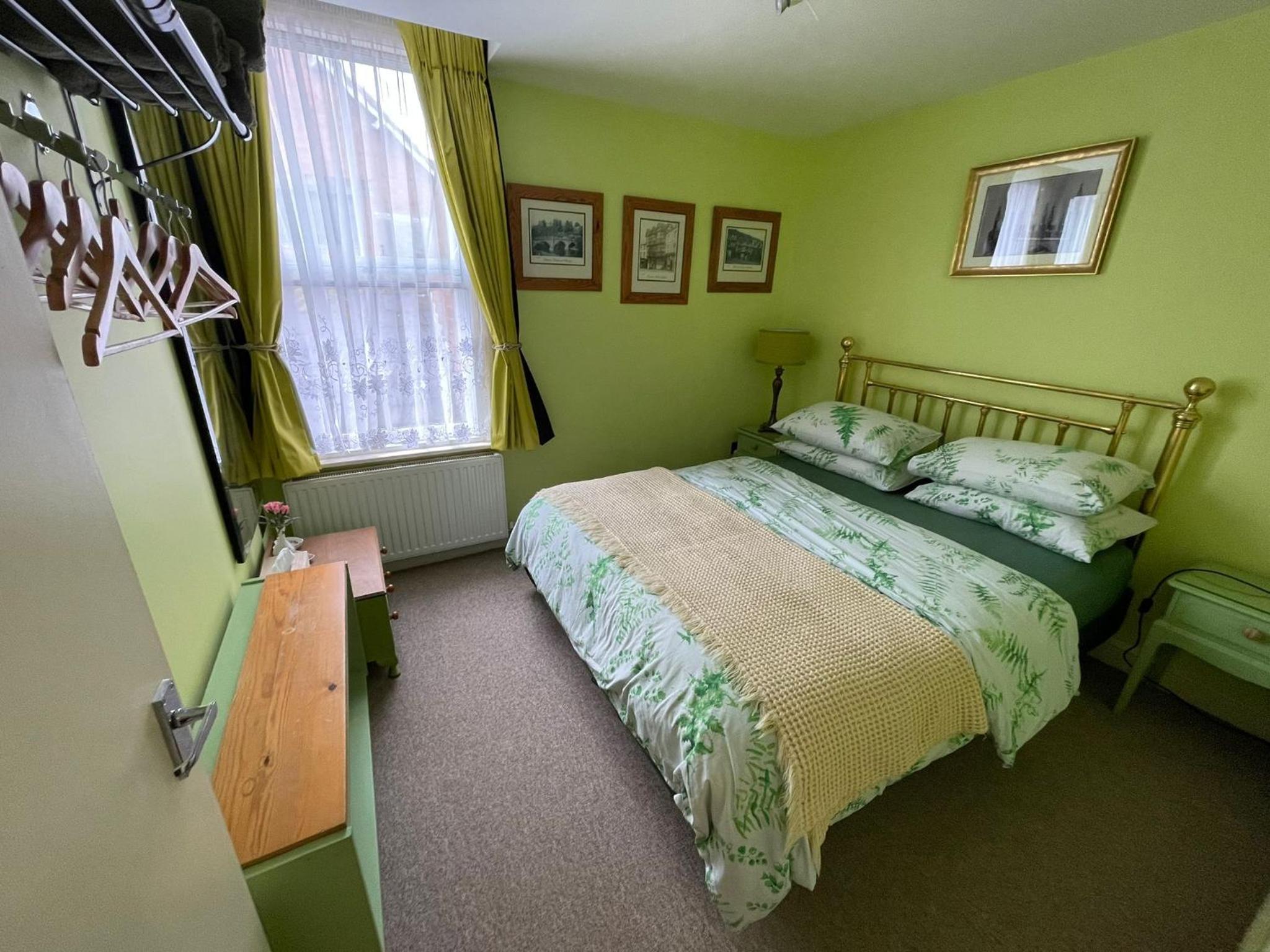 Flat G, 8 Castle Street view 2
