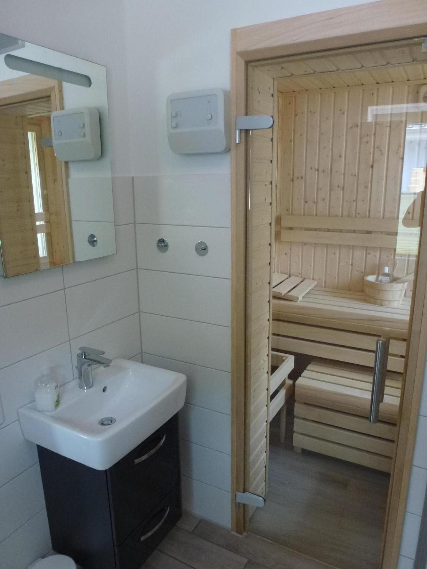 Gemütliches Ferienhaus mit Sauna am Kurpark gelegen und nur 350 Meter vom Strand entfernt