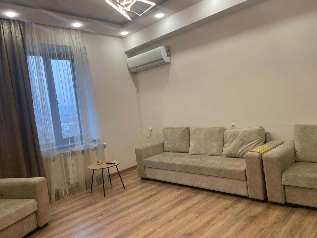 Apartment in Argishti street