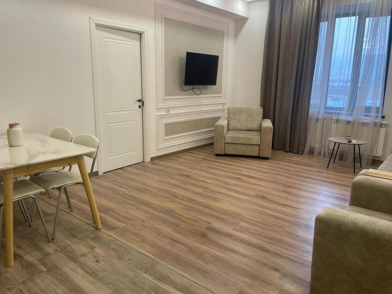 Apartment in Argishti street