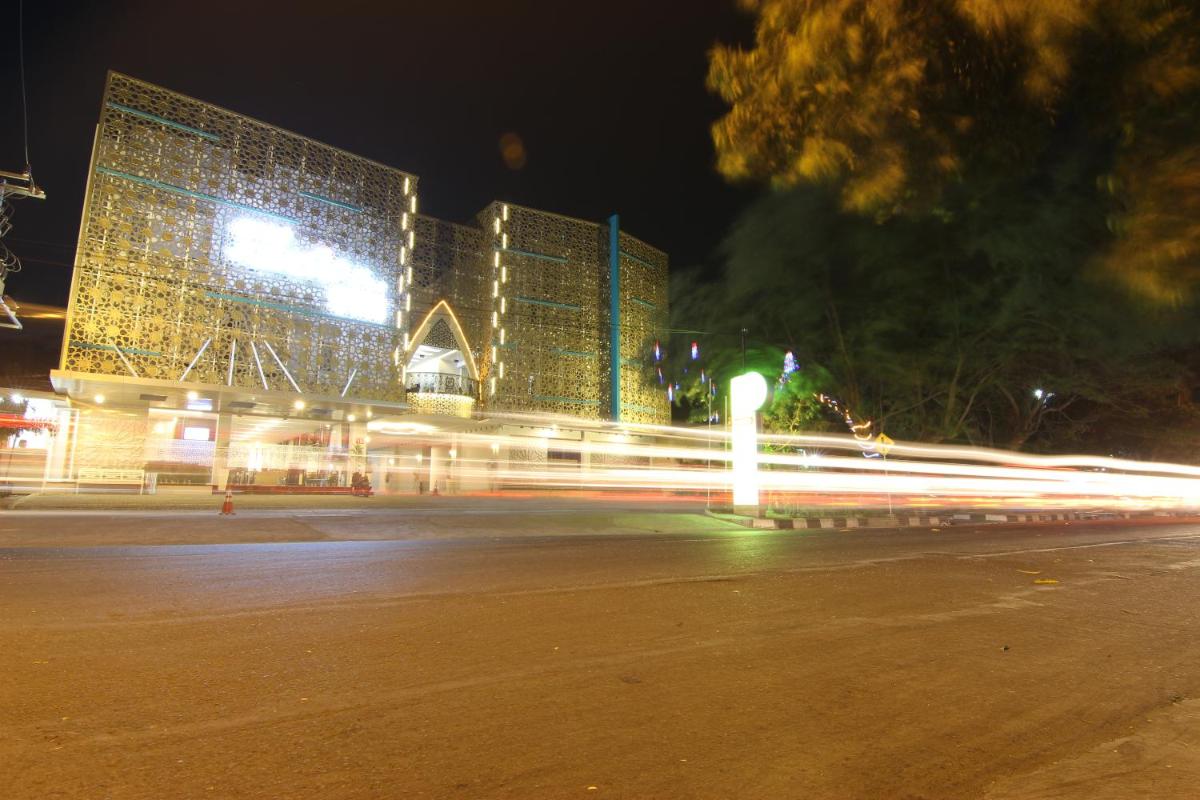 hotel building
